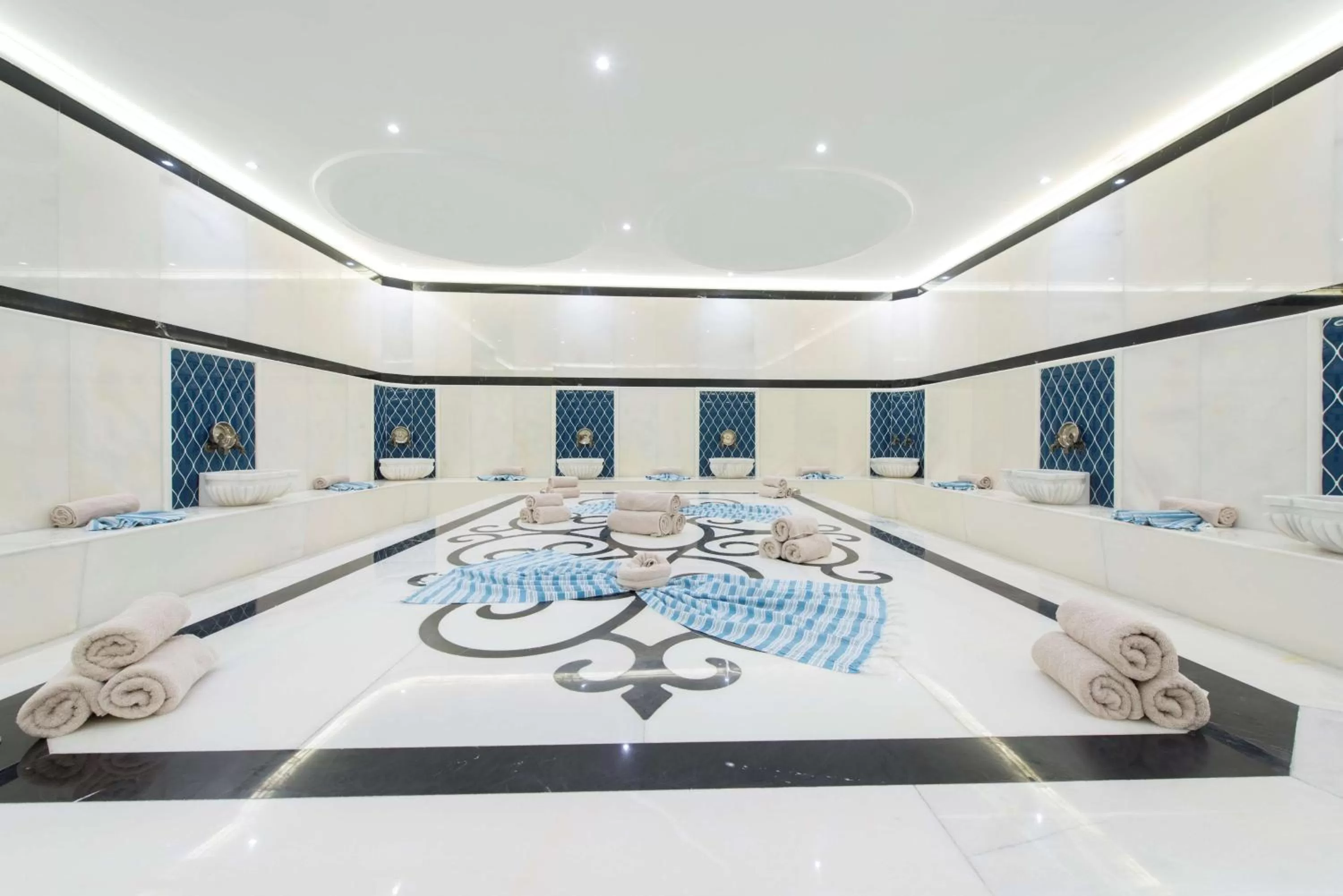 Spa and wellness centre/facilities, Bed in Park Inn by Radisson Ankara Cankaya