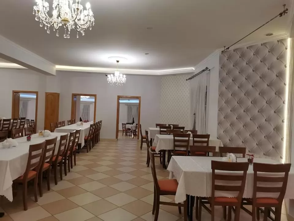 Restaurant/places to eat in Zajazd Pod Jesionami