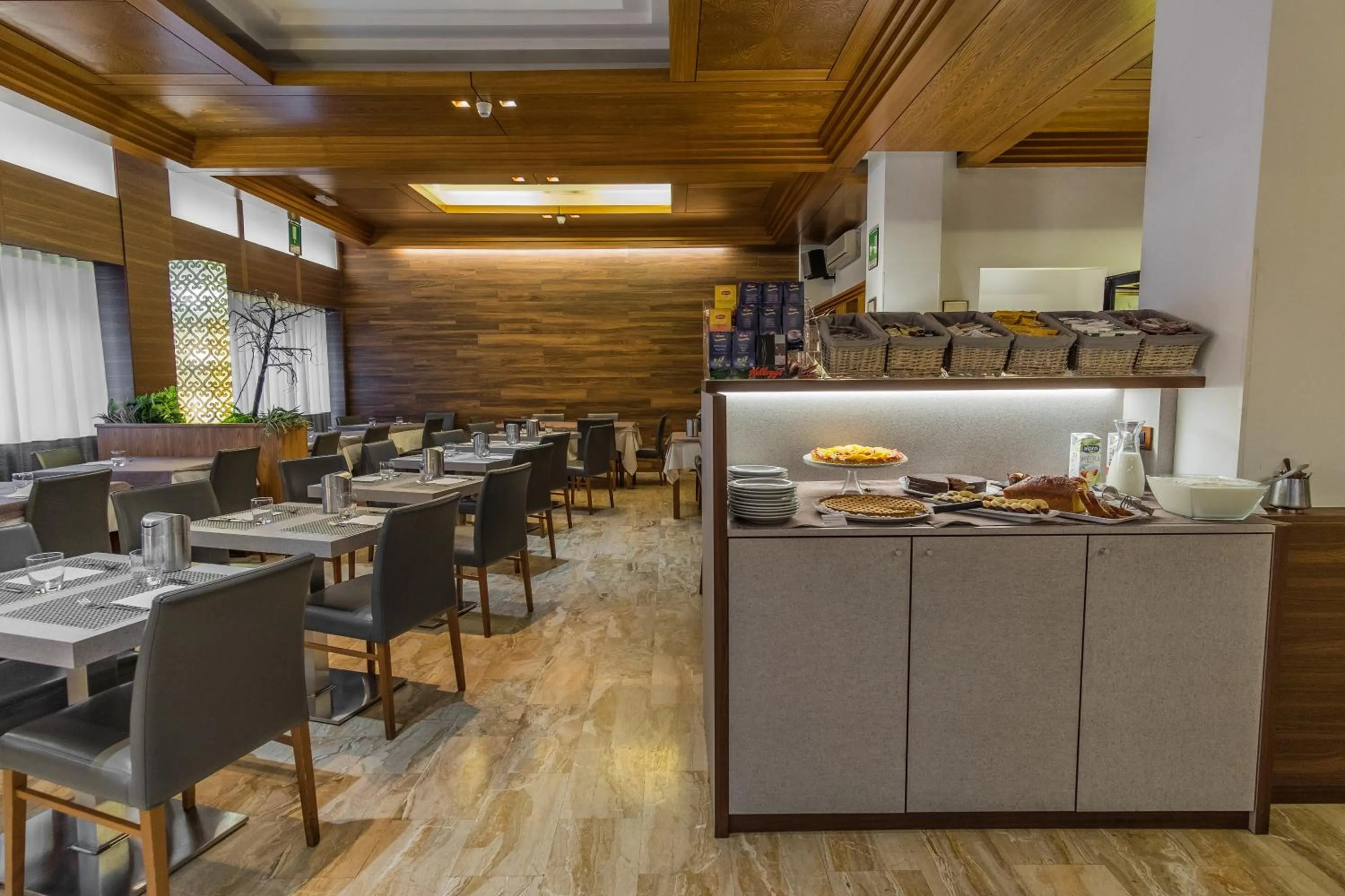 Buffet breakfast in Hotel Residence Ristorante Ramandolo