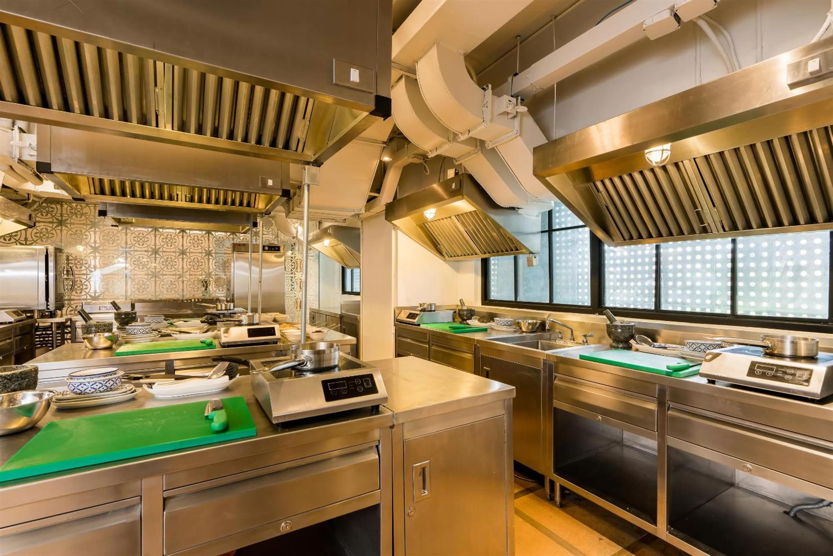 Activities in Akara Hotel