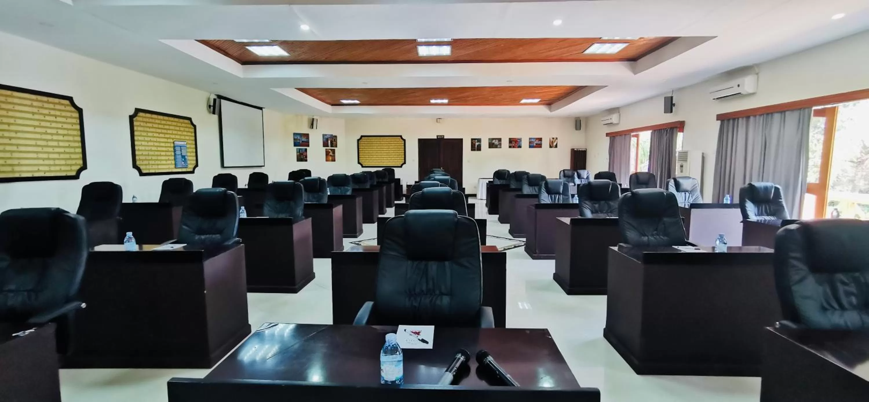 Meeting/conference room in Jinja Nile Resort