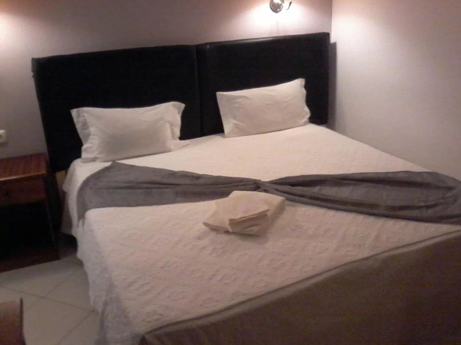 Bed in Atlantic Maio Hotel