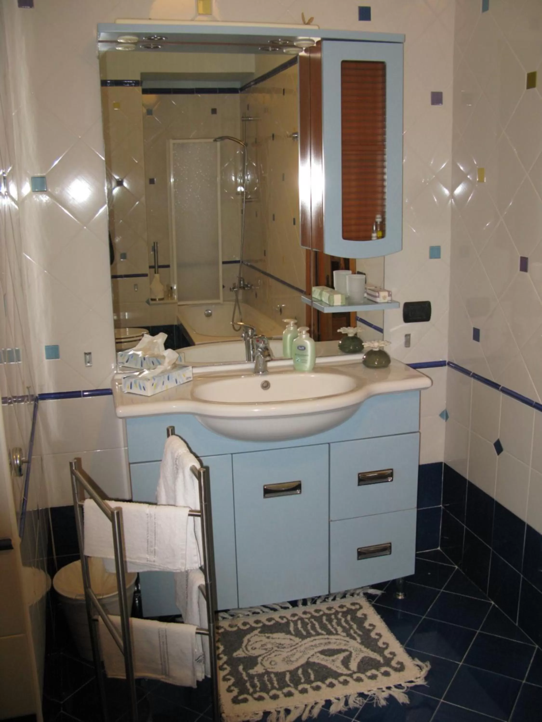 Bathroom in B&B Eracle