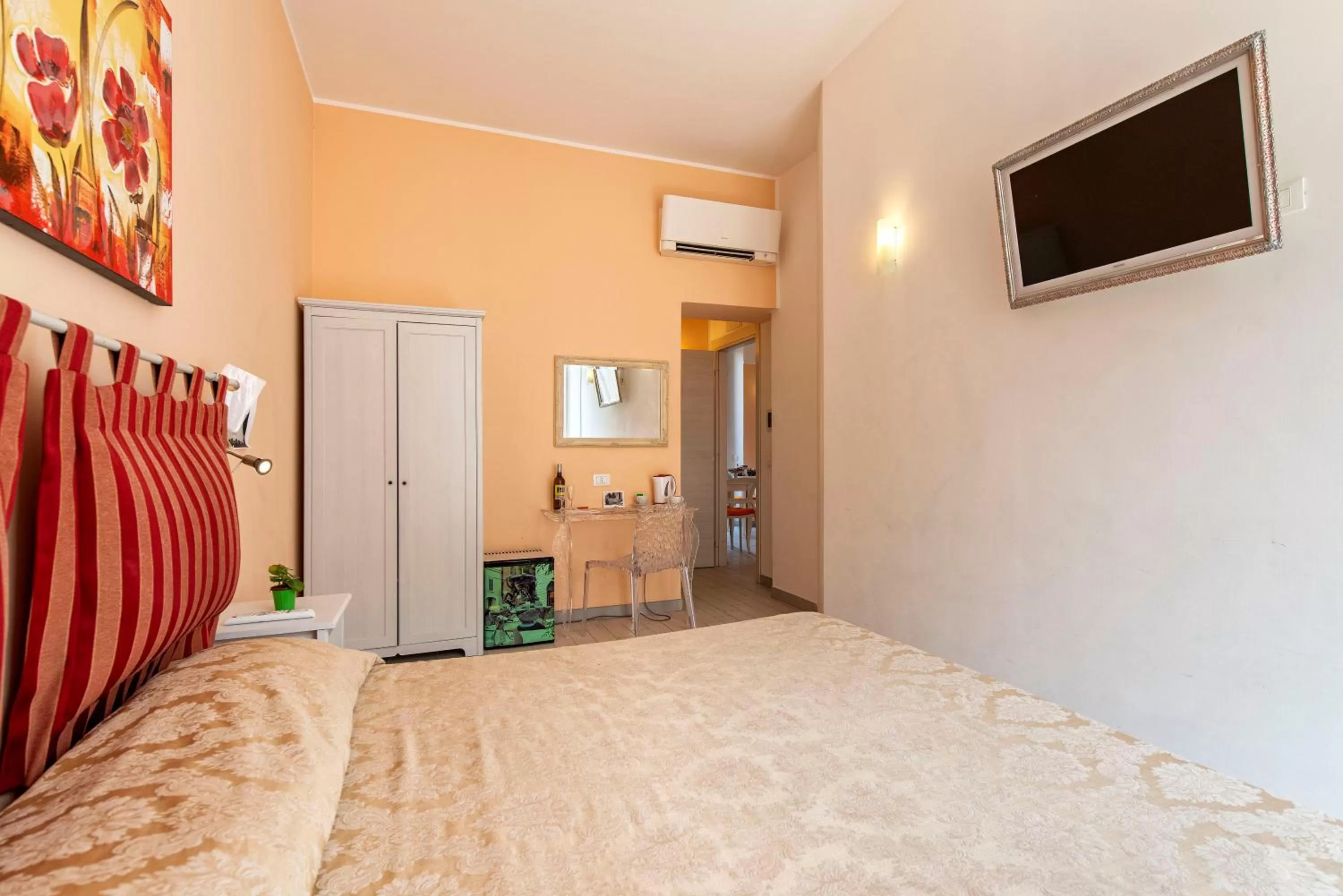 Bed in Merulana Suite 2