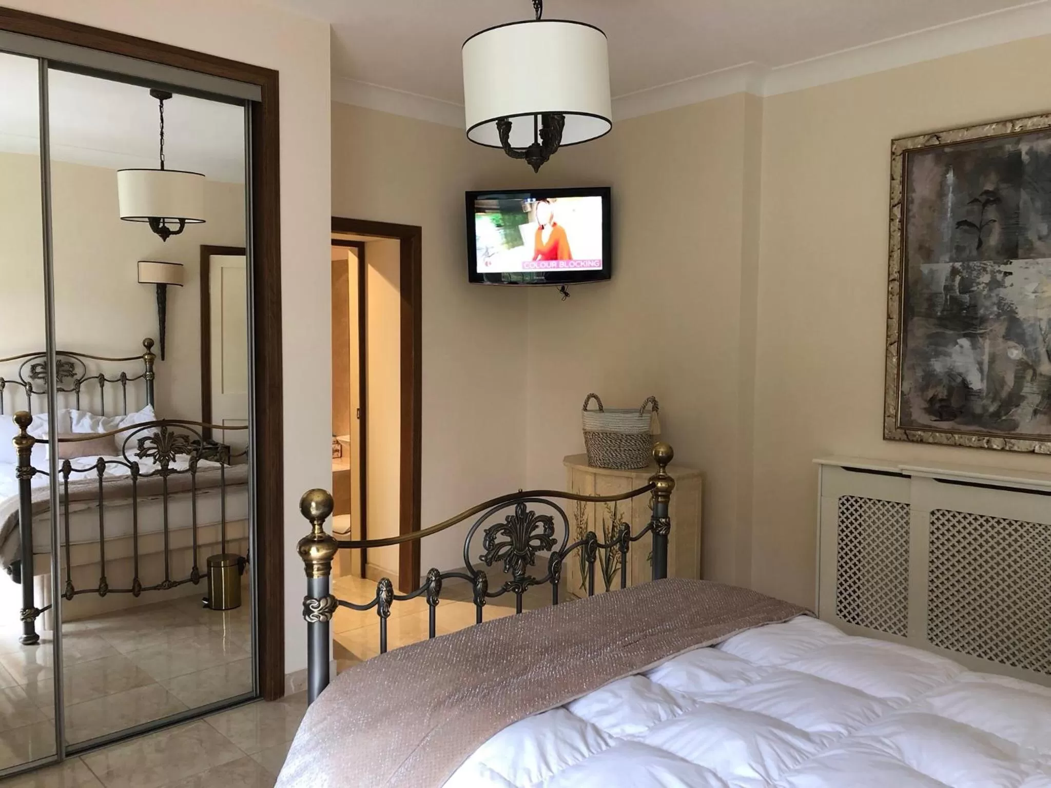 Bedroom, Bed in Retreat at The Knowe Auchincruive Estate