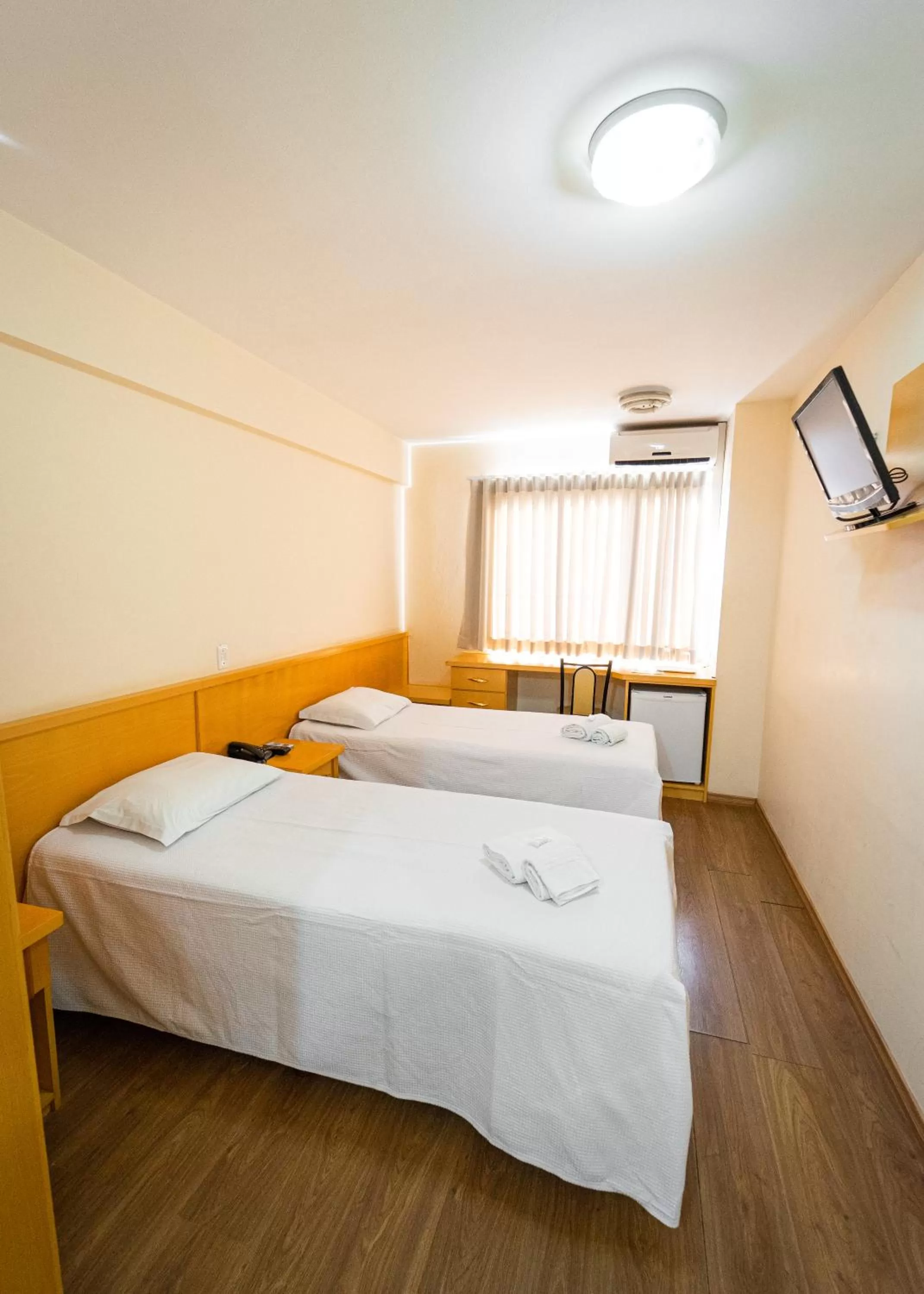 Bed in Condall Palace Hotel