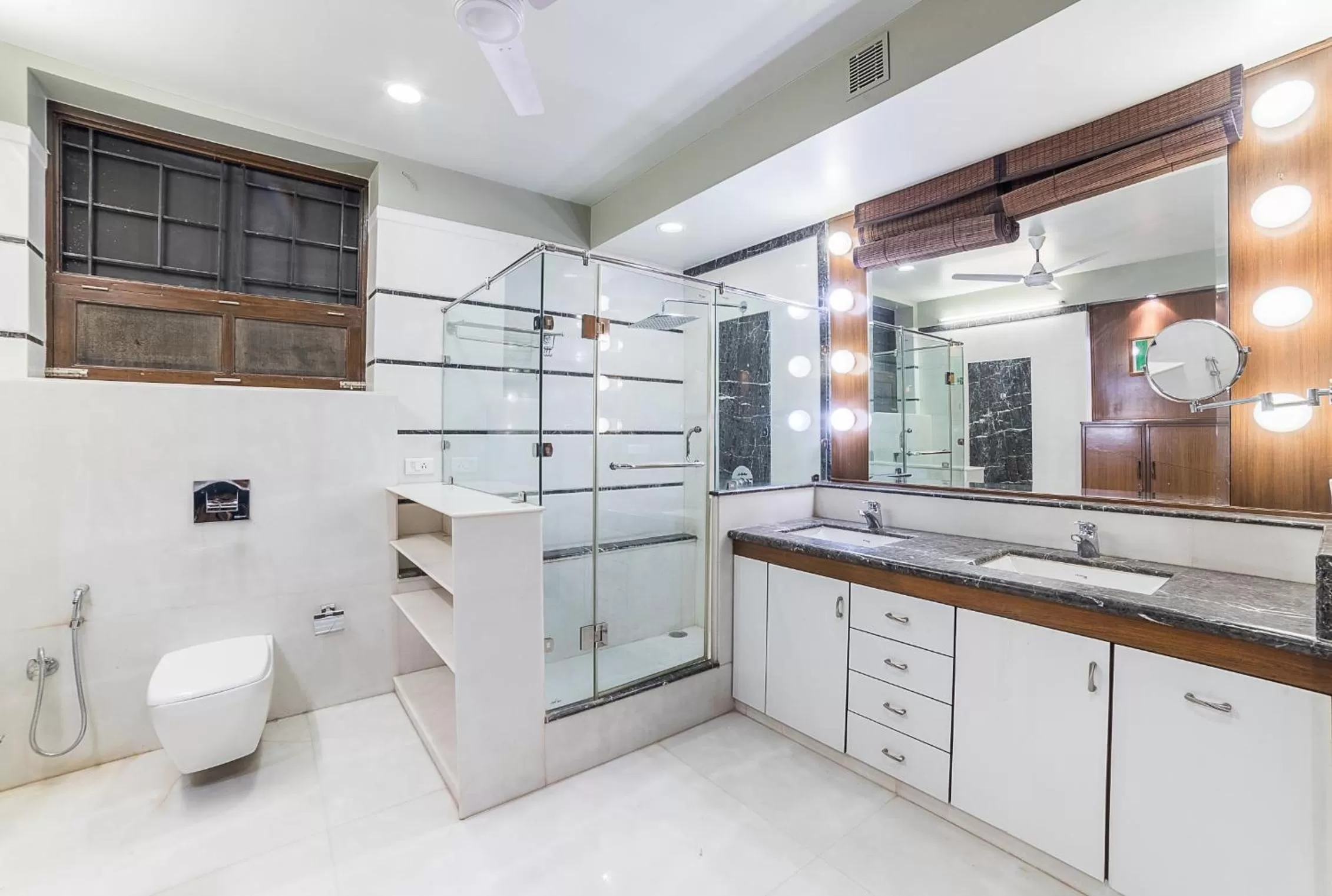 Bathroom in The Almond Tree