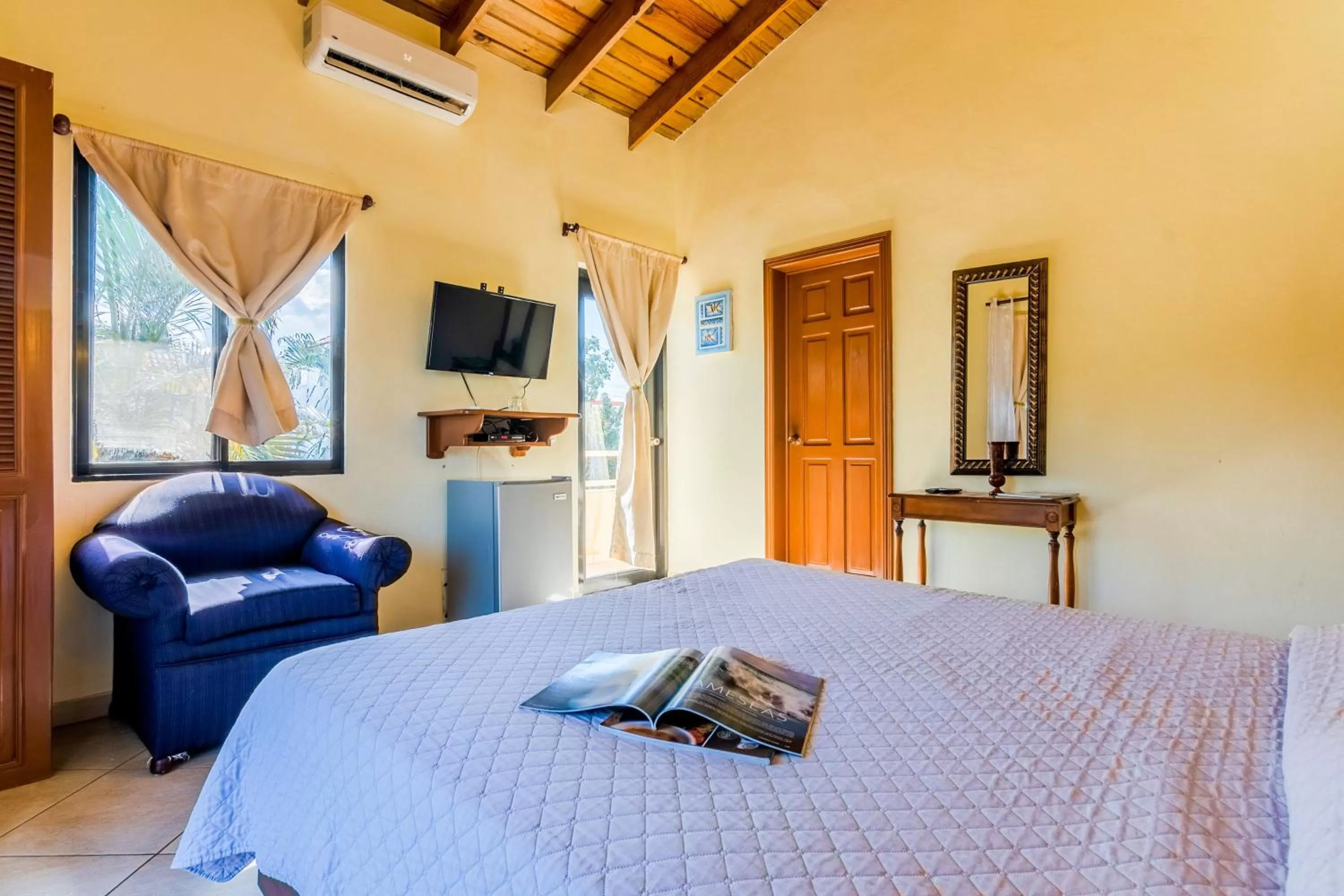 Bed in D'Piero Hotel