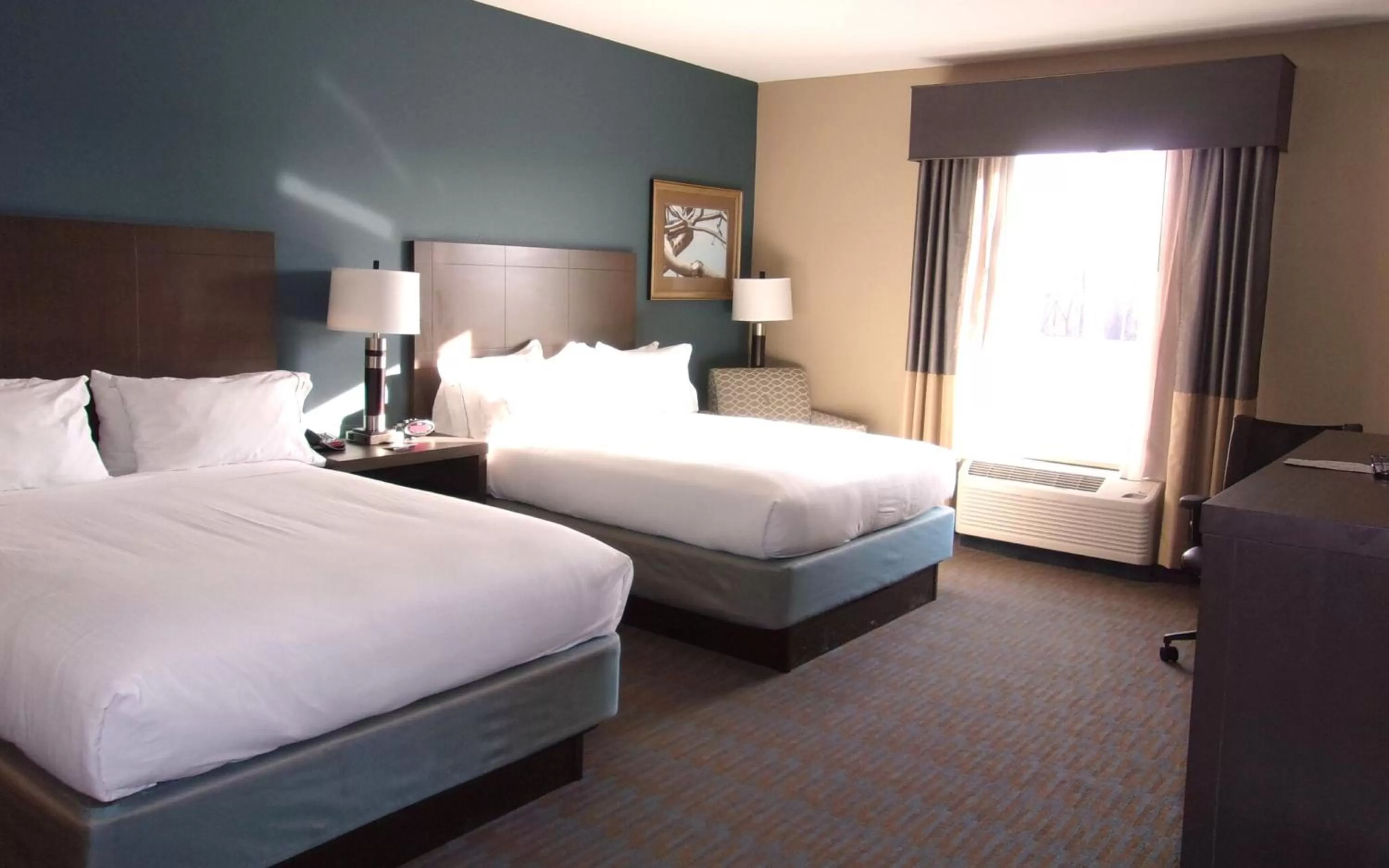 Photo of the whole room, Bed in Holiday Inn Express Hotel & Suites Goldsboro - Base Area by IHG