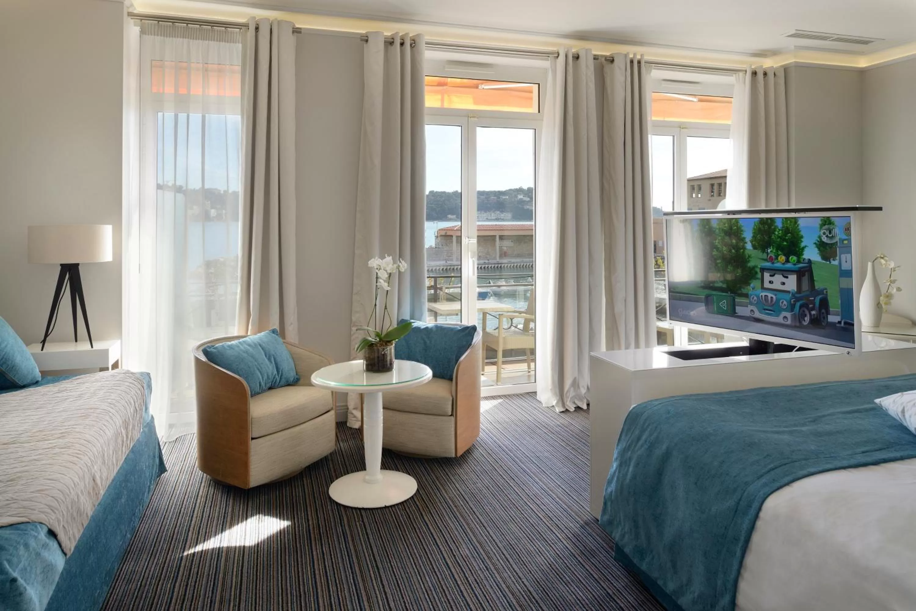 Day in Welcome Hotel