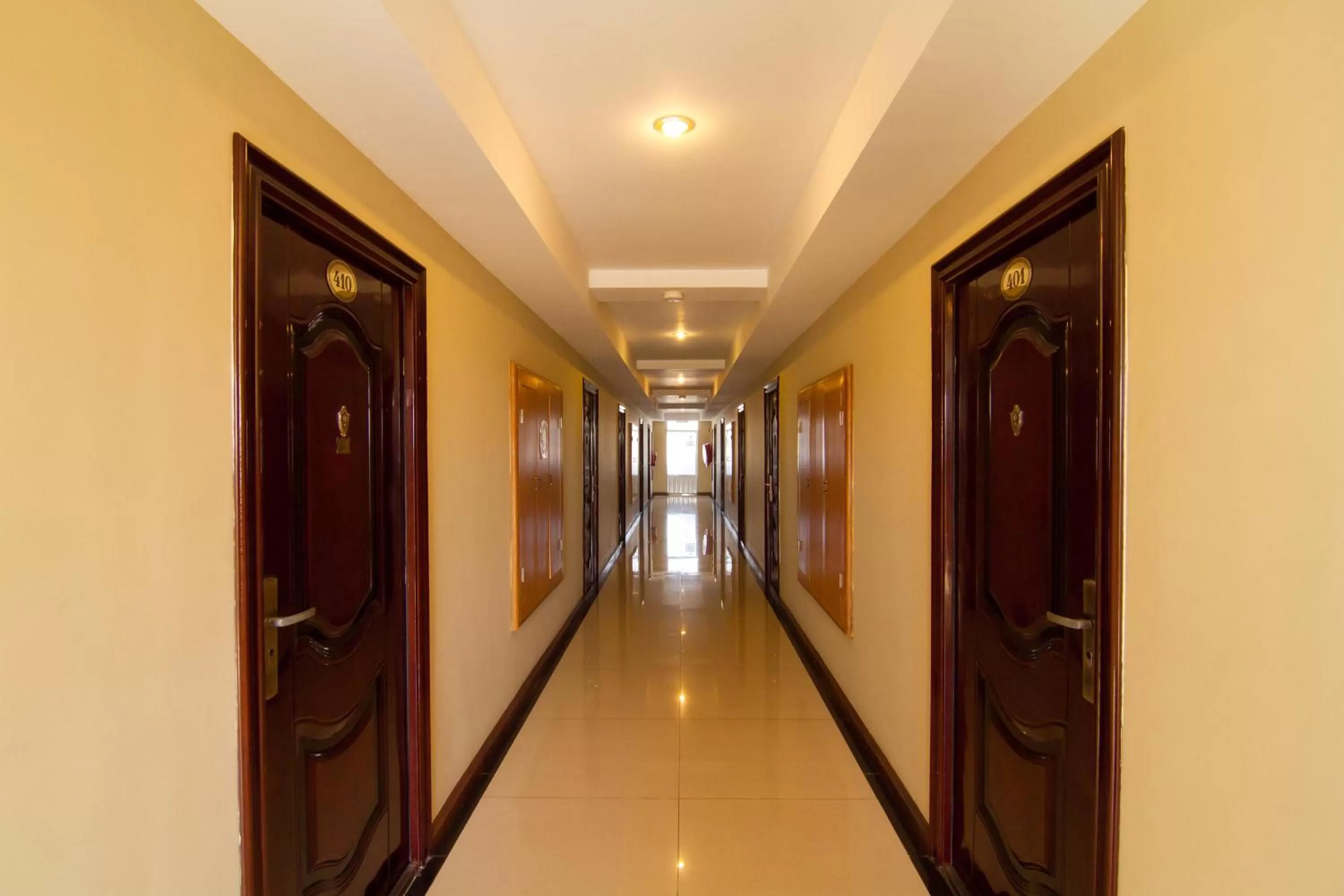 Patio in Hotel Yankin