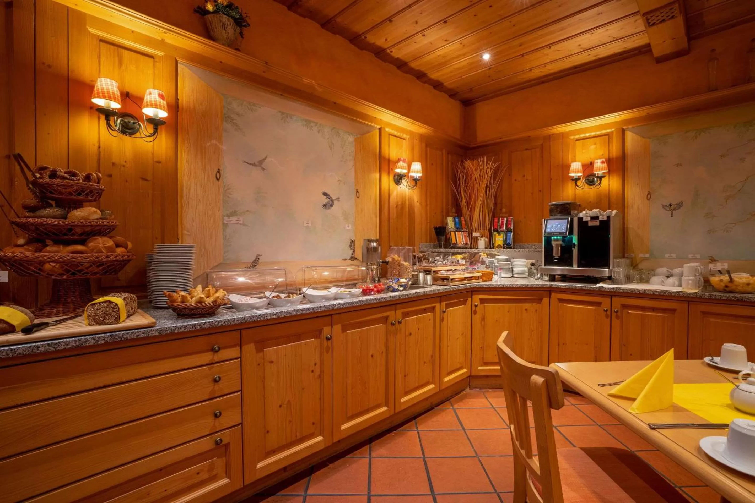 Breakfast, Restaurant/Places to Eat in Styles Hotel Unterföhring