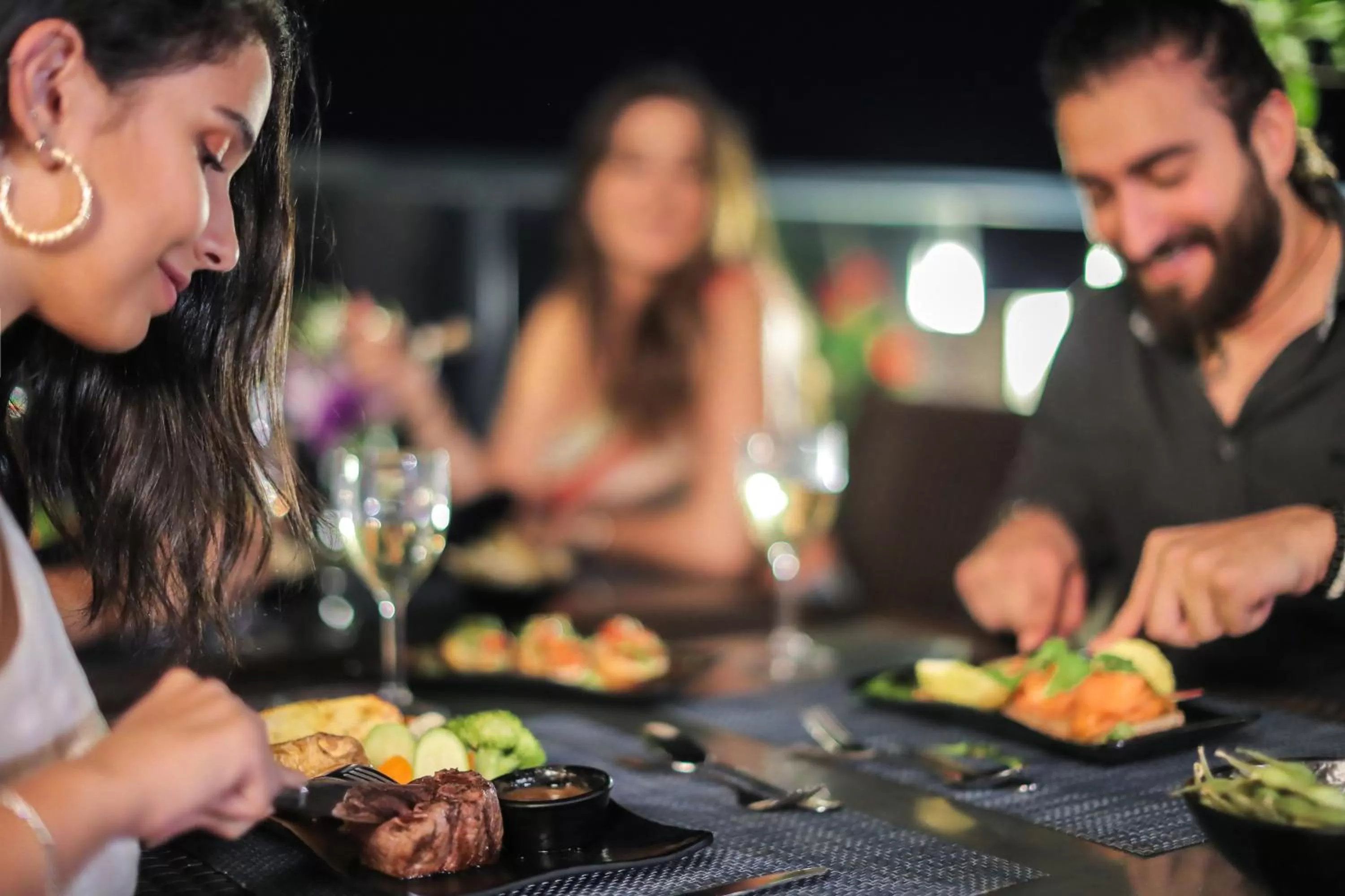 Dinner in Raouche Arjaan by Rotana