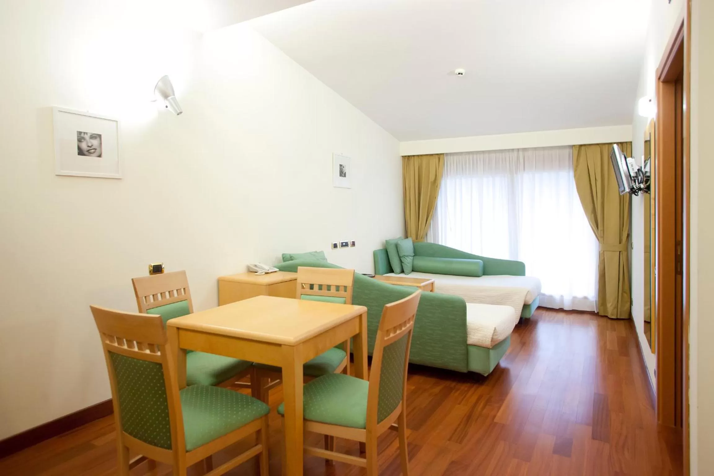 Living room, Bed in Euroterme