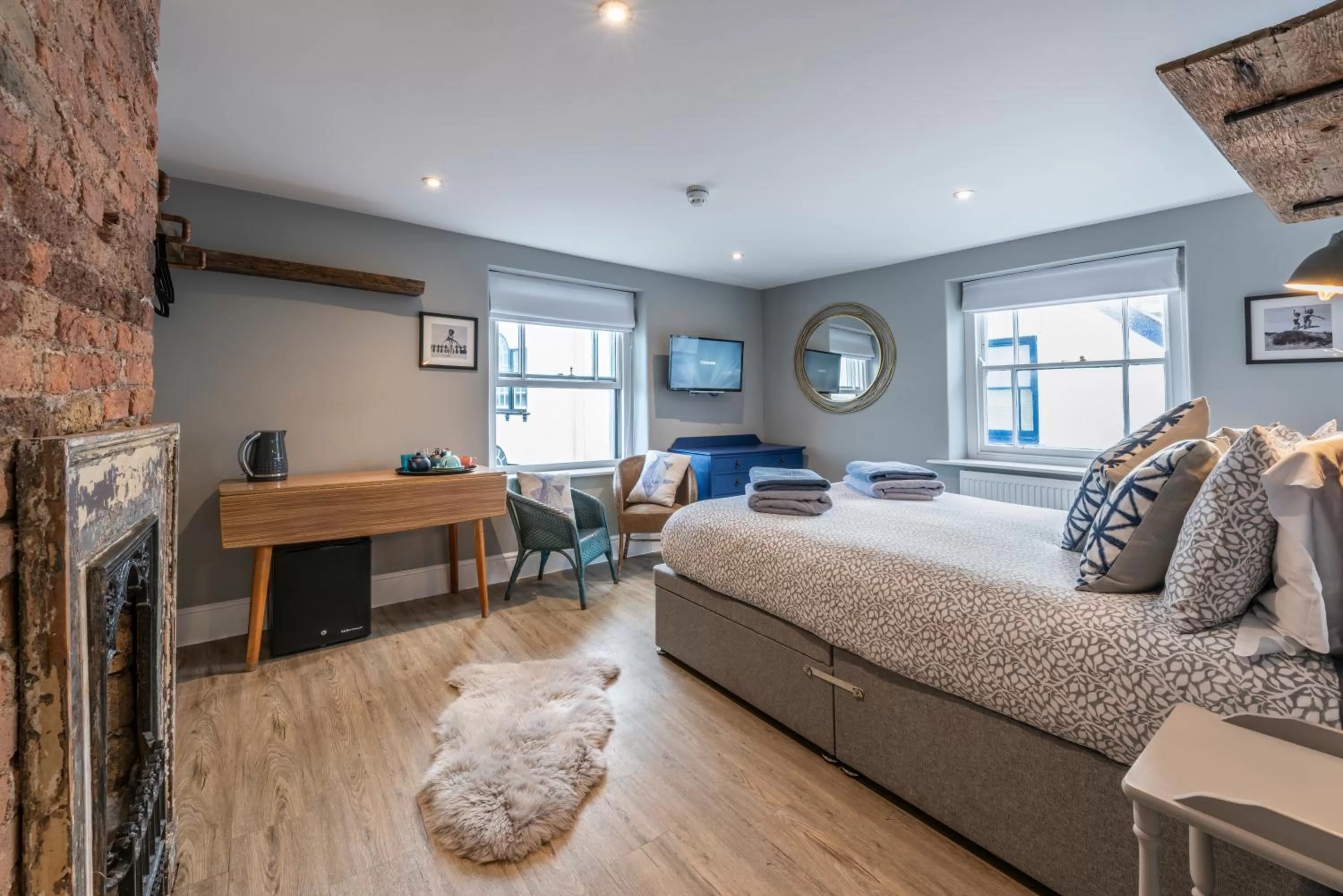 Bedroom, Bed in The Royal George