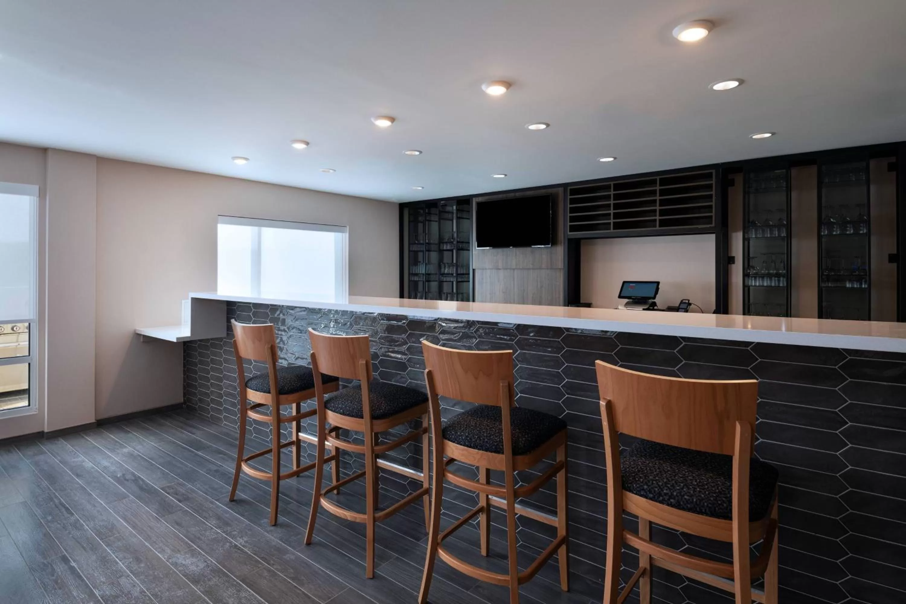 Lounge or bar in TownePlace Suites San Antonio Northwest at The RIM