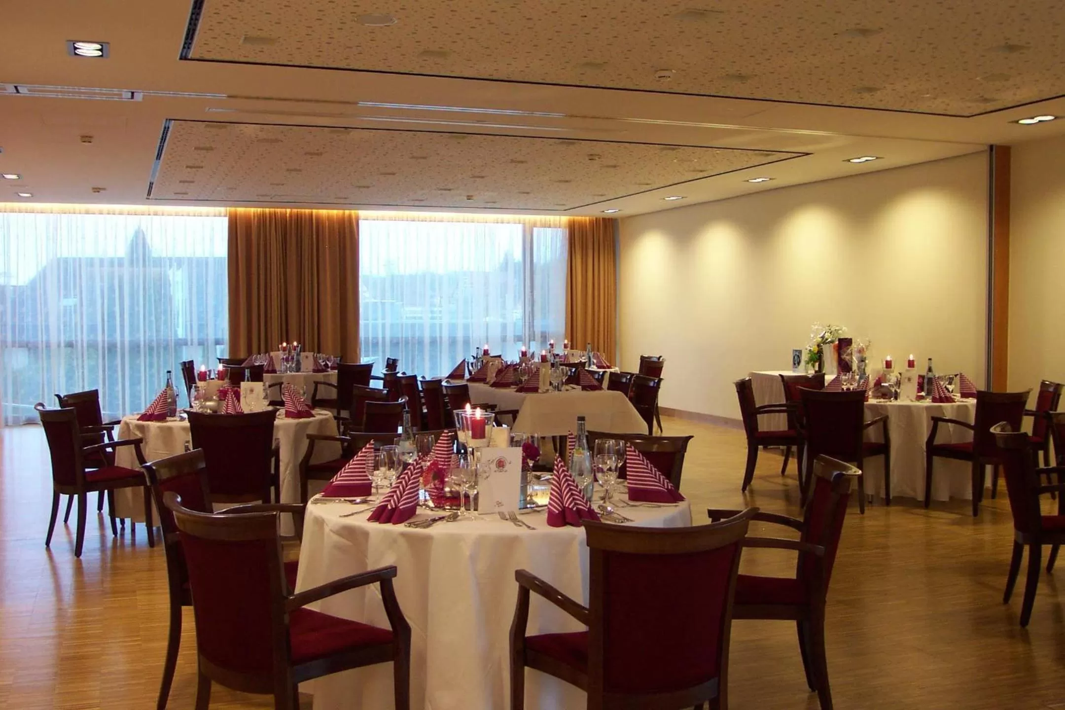 Restaurant/places to eat in Hotel Rose