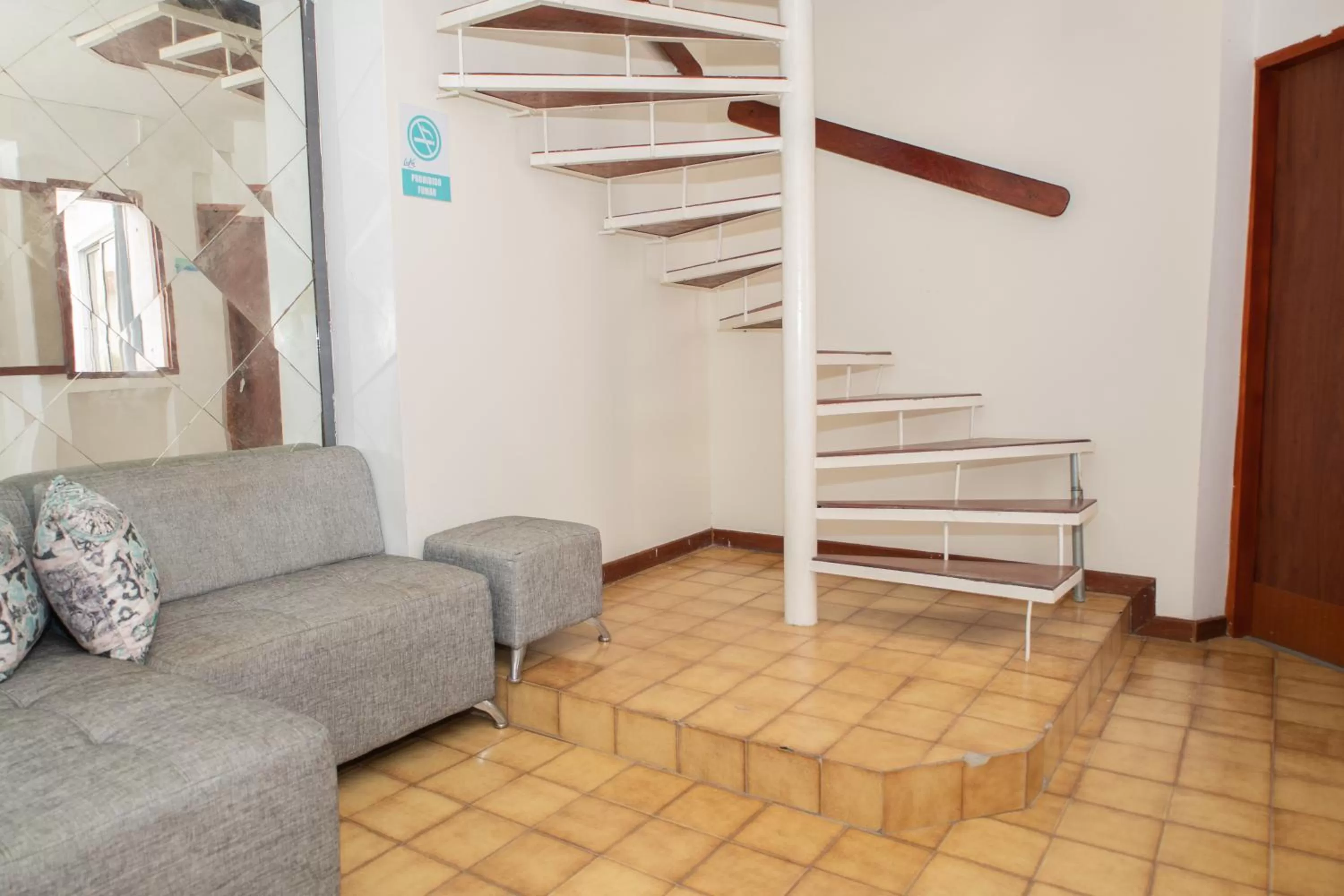 Living room in Luka Cartagena Hotel