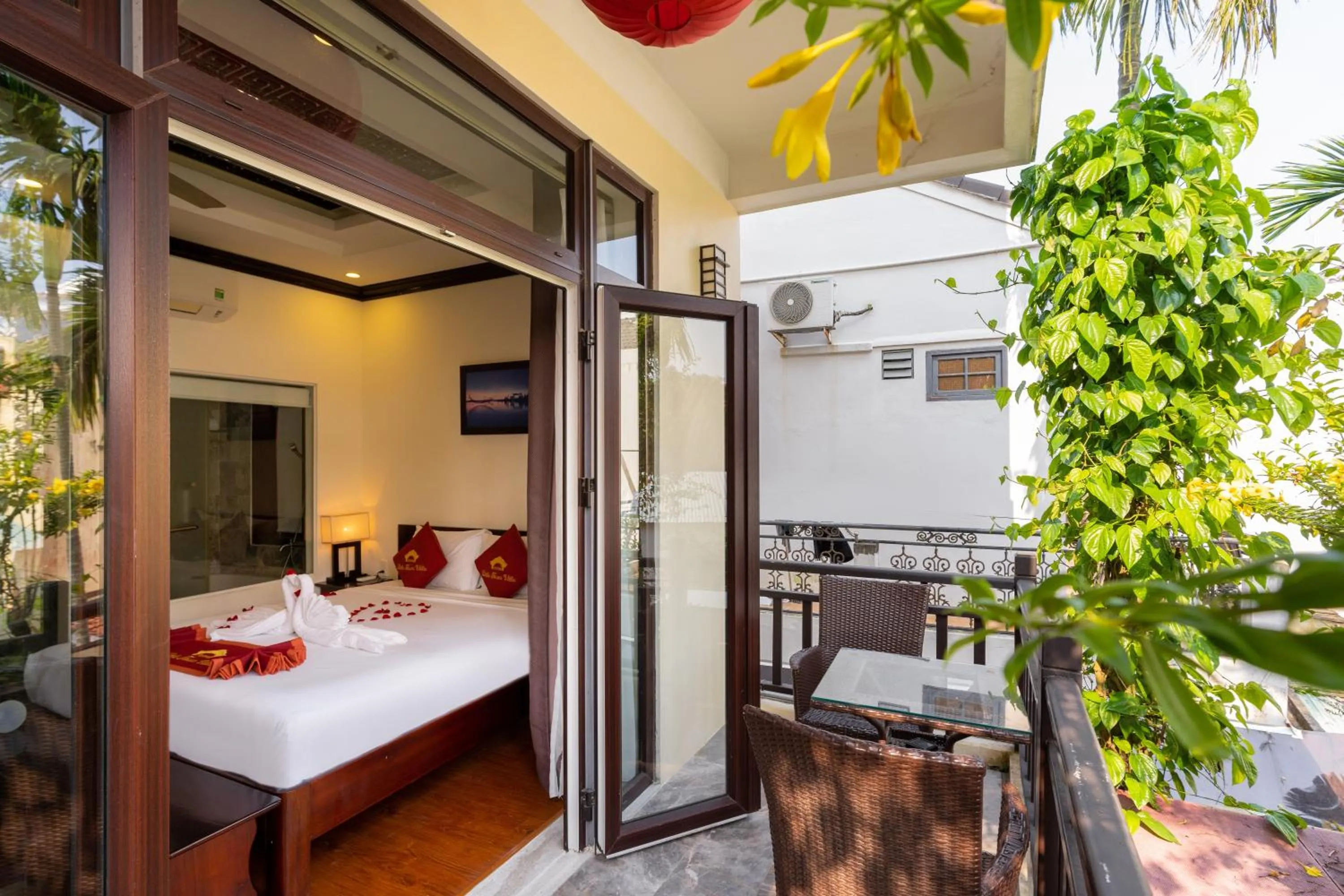 View (from property/room), Bed in Little Town Villa