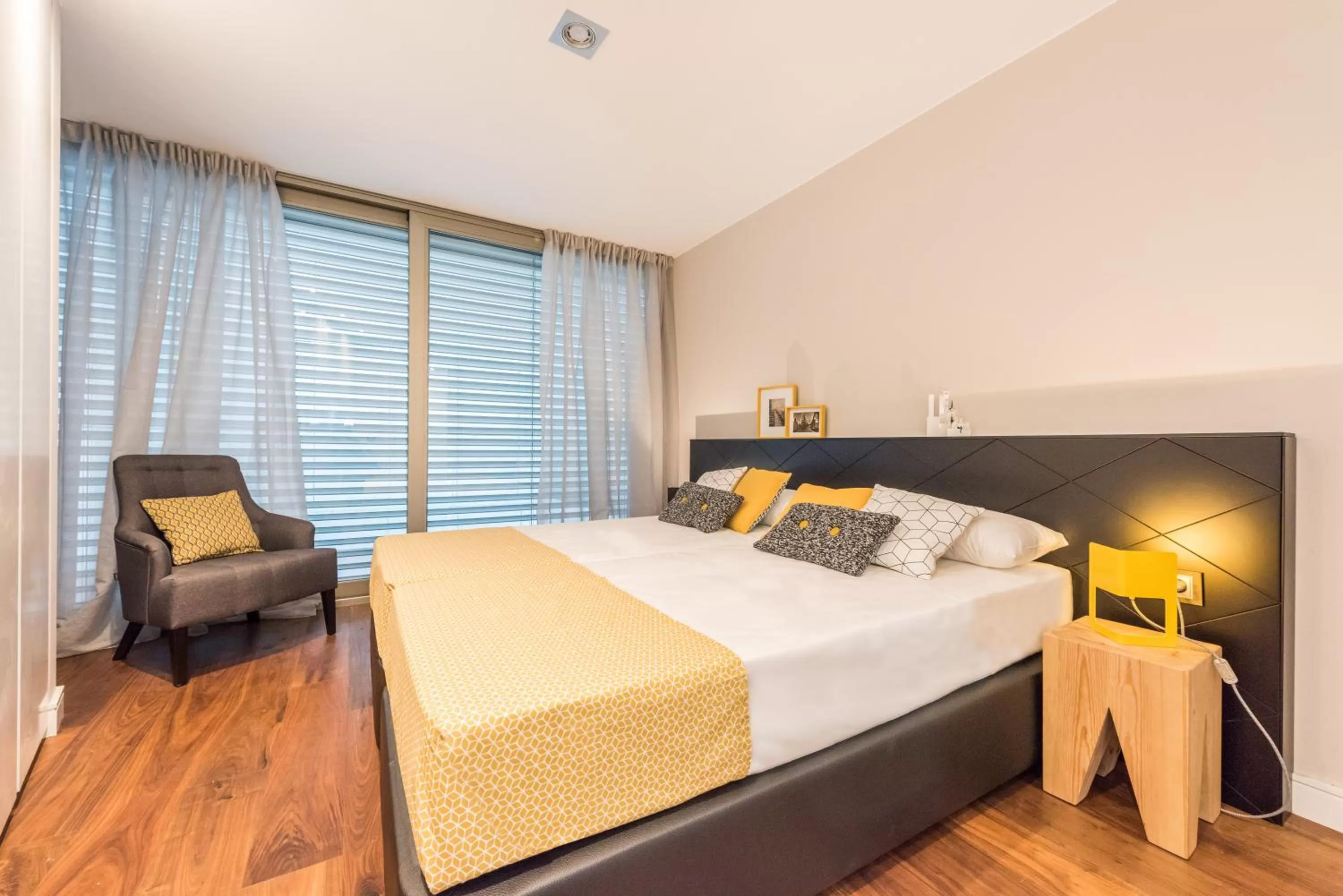 Bed in Gran View Apartments