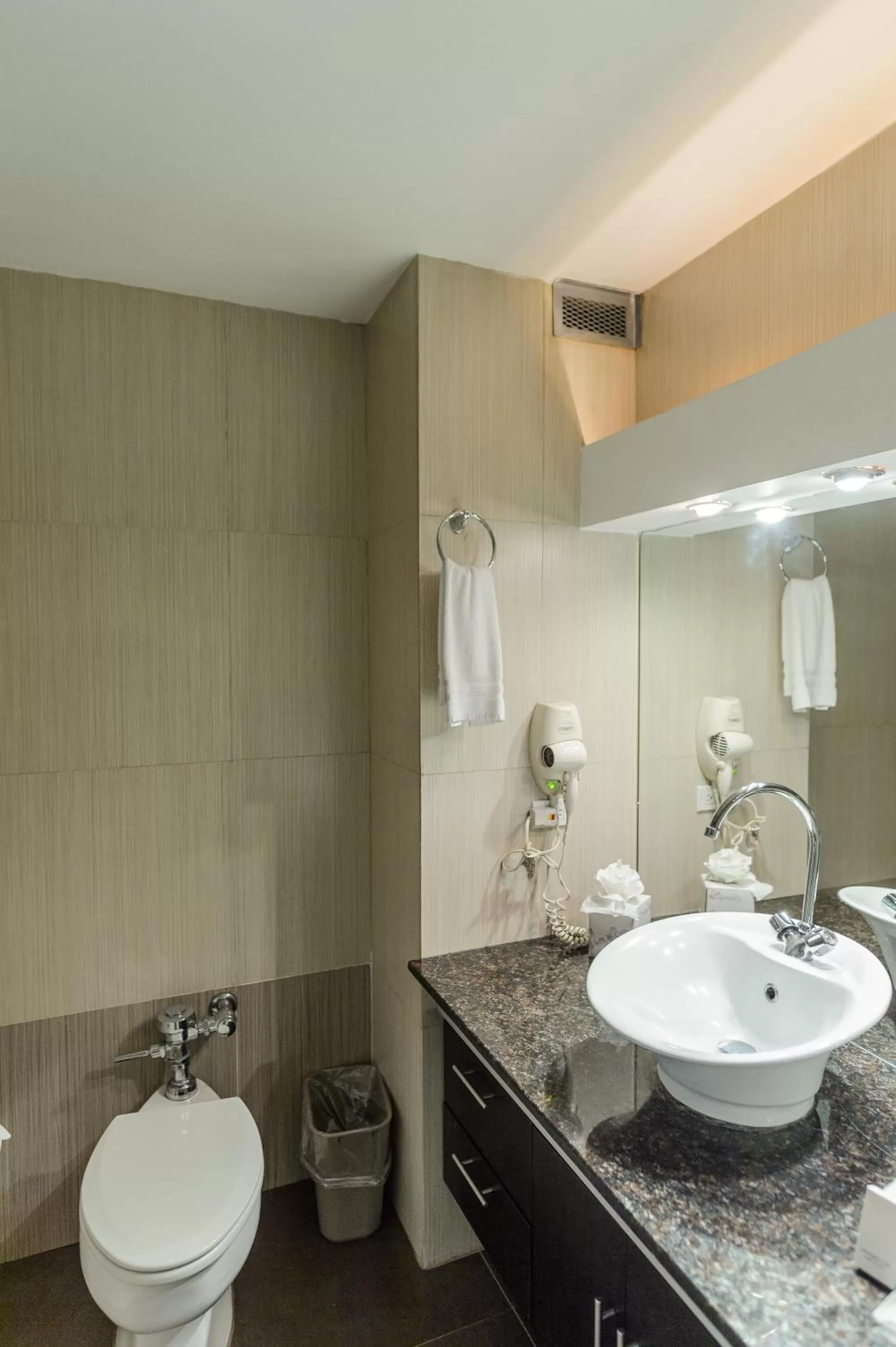 Bathroom in Riande Urban Hotel