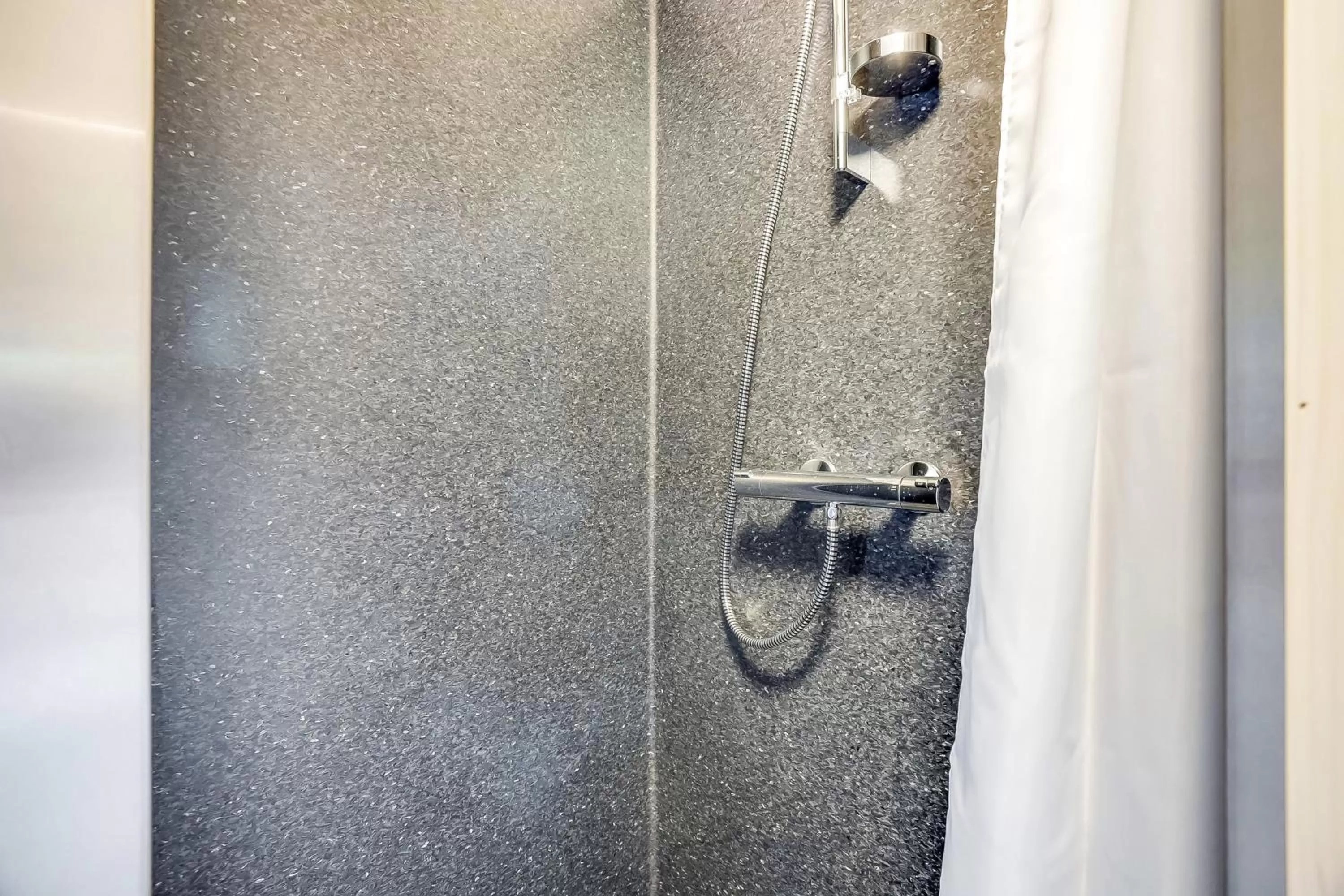 Bathroom in Danhostel Skjern