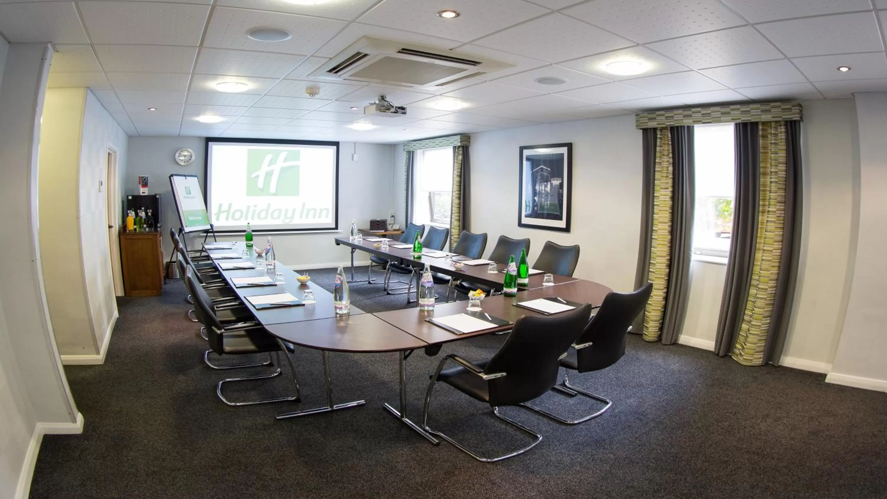 Meeting/conference room in Holiday Inn Nottingham by IHG