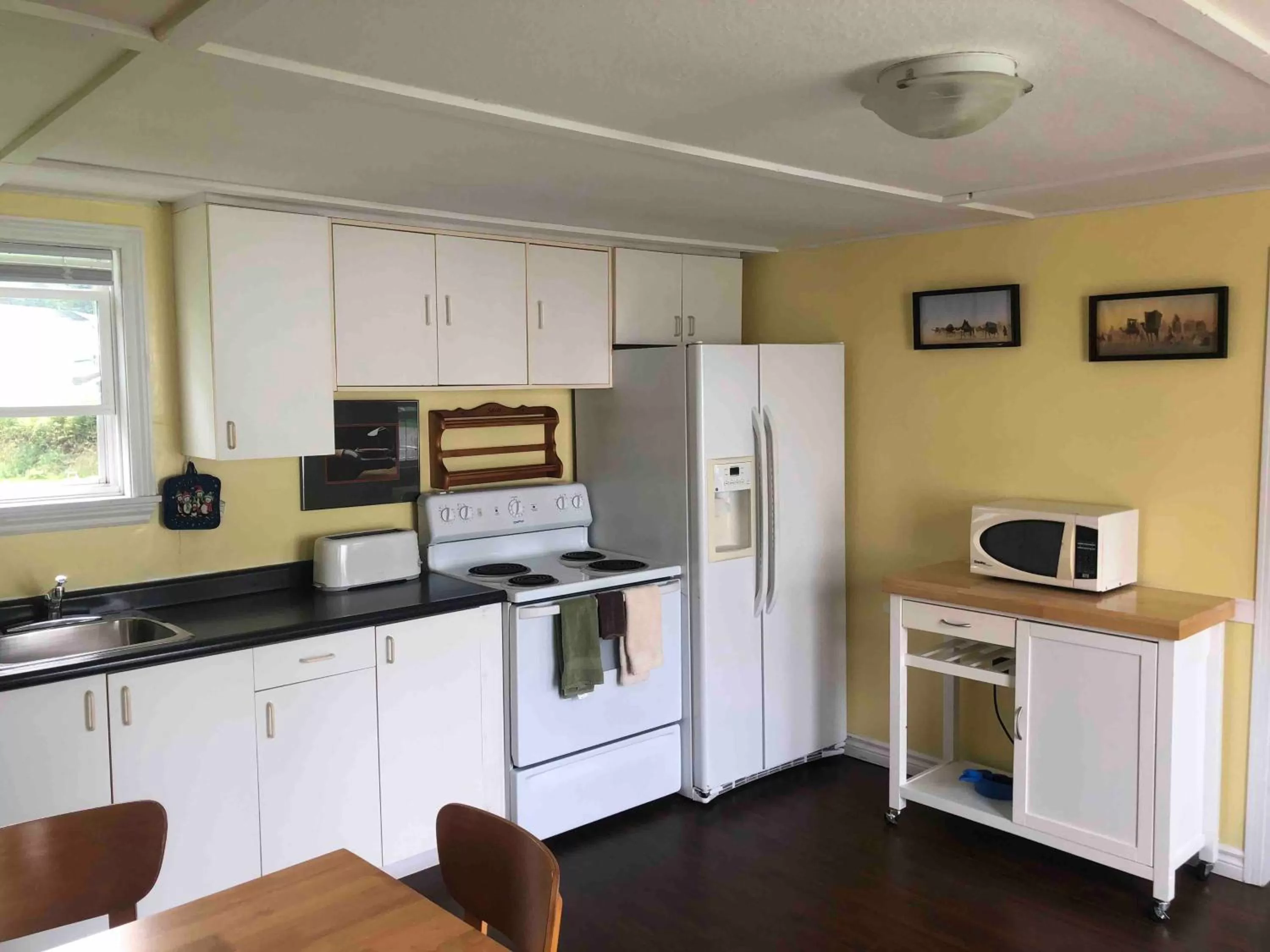 Lakelawn B&B and Motel