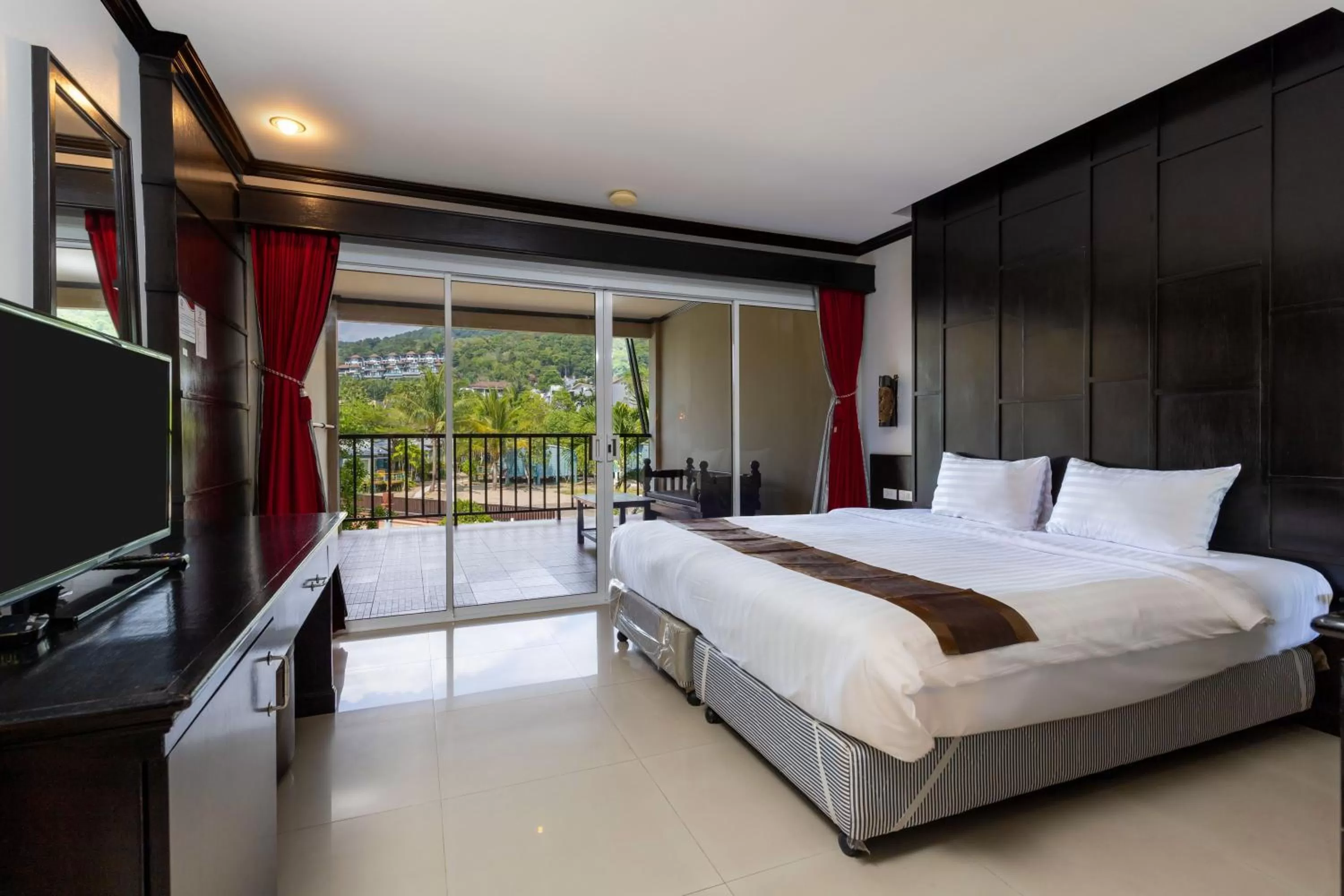 Bed in Maleedee Bay Resort