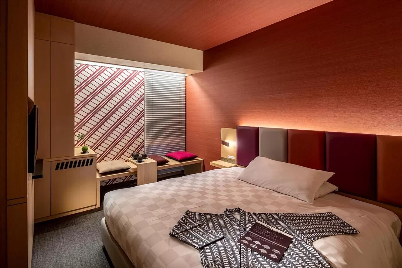 Bed in Hakata Tokyu REI Hotel