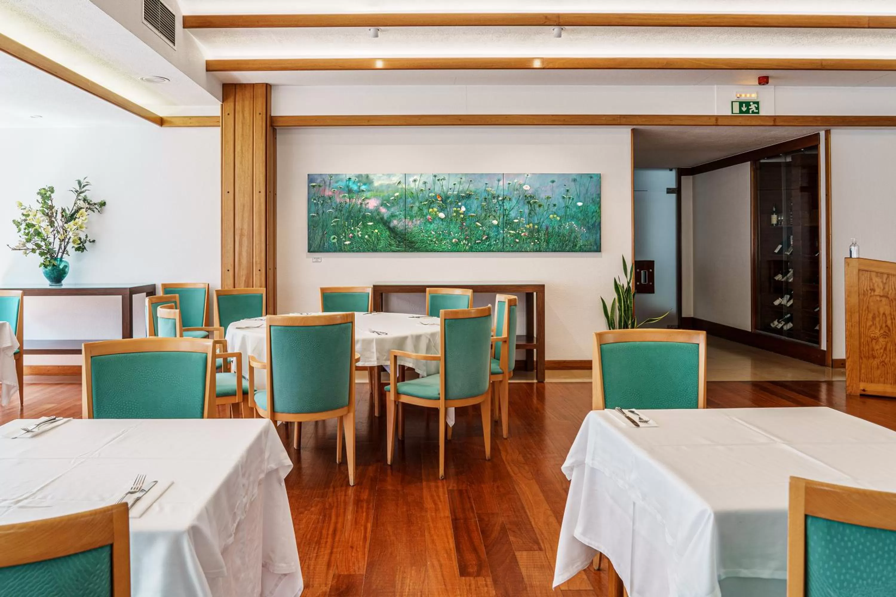 Dining area in Hotel Dom Goncalo & Spa