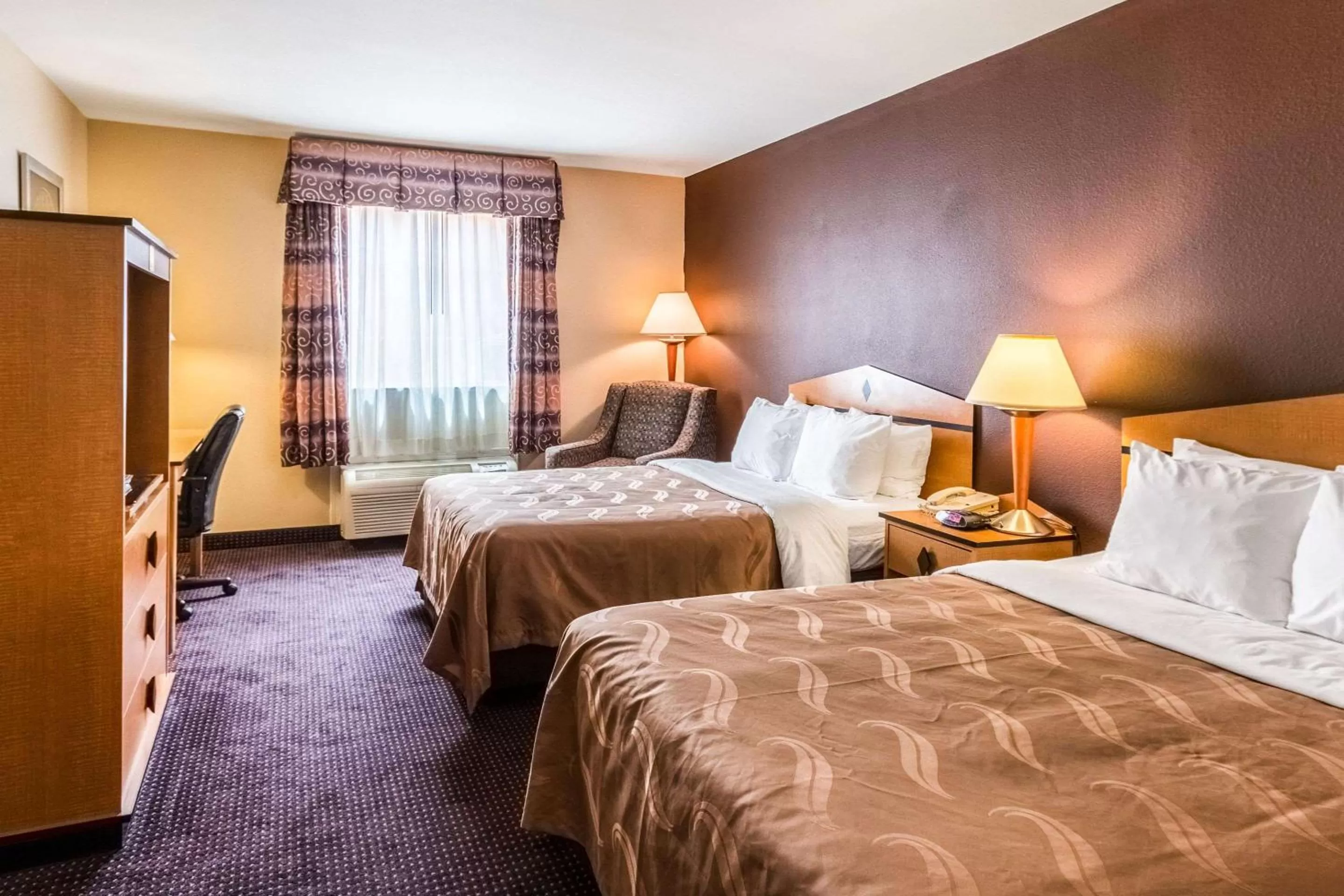 Photo of the whole room, Bed in Quality Inn Killeen Near Fort Hood