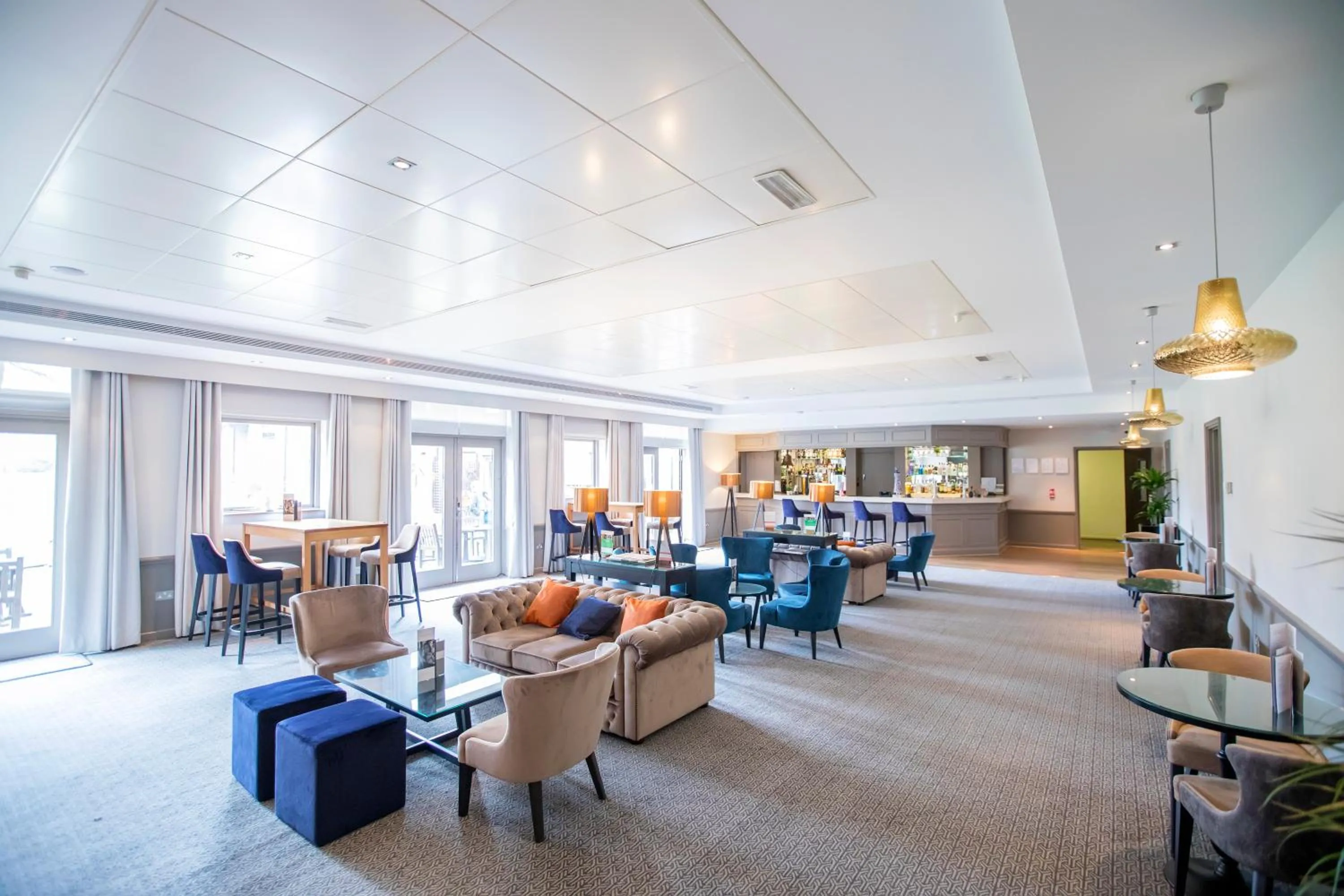 Restaurant/places to eat in Denham Grove