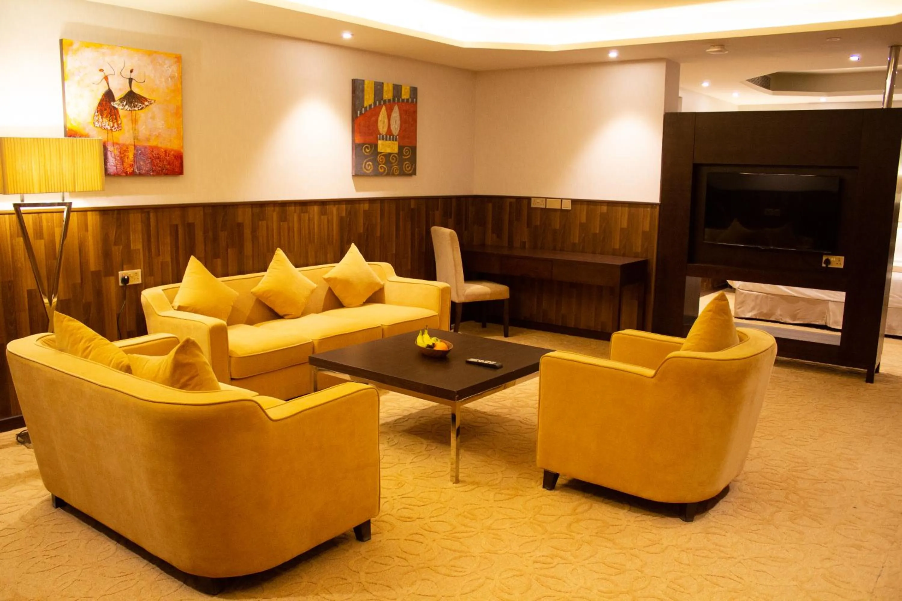 TV and multimedia in The Secure Inn Hotel Muscat