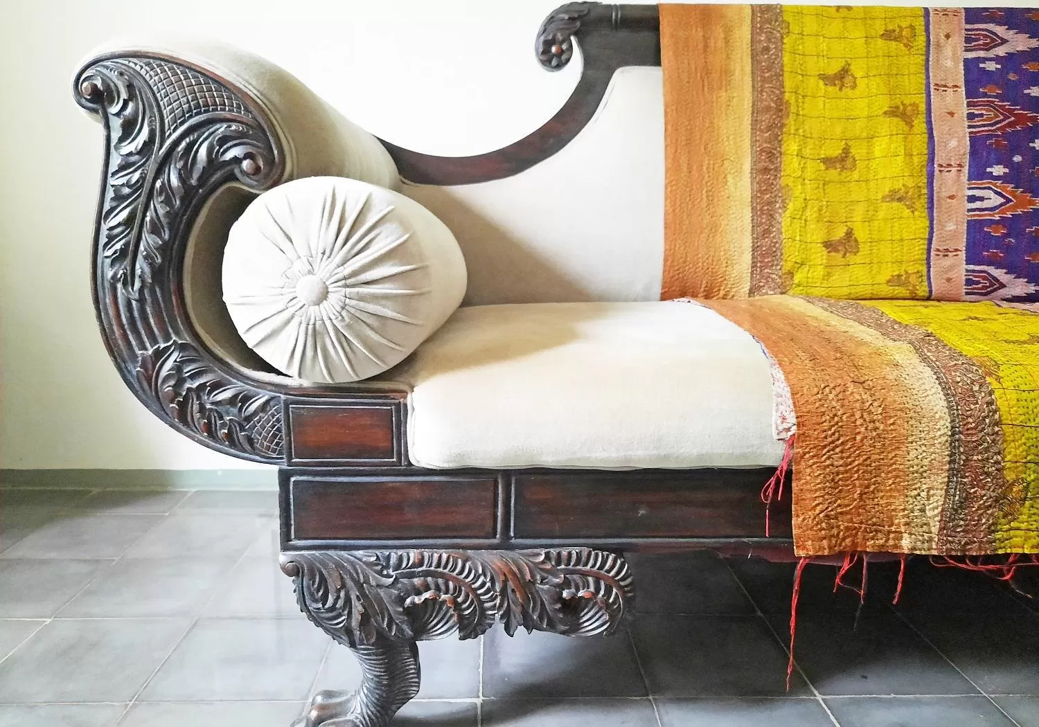 Decorative detail, Bed in Saratha Vilas Chettinad