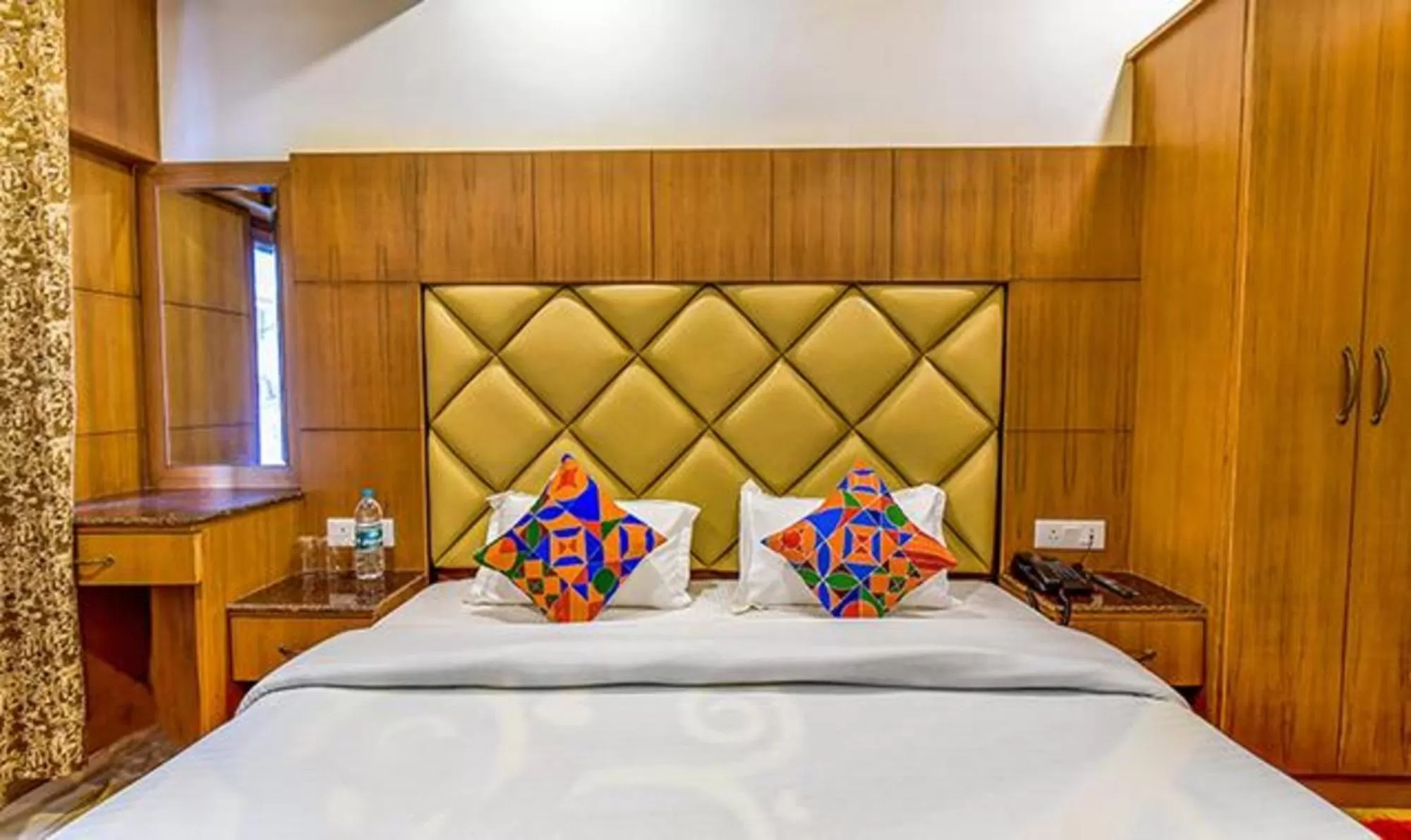 Bed in FabHotel Clock View 500M From The Mall Road