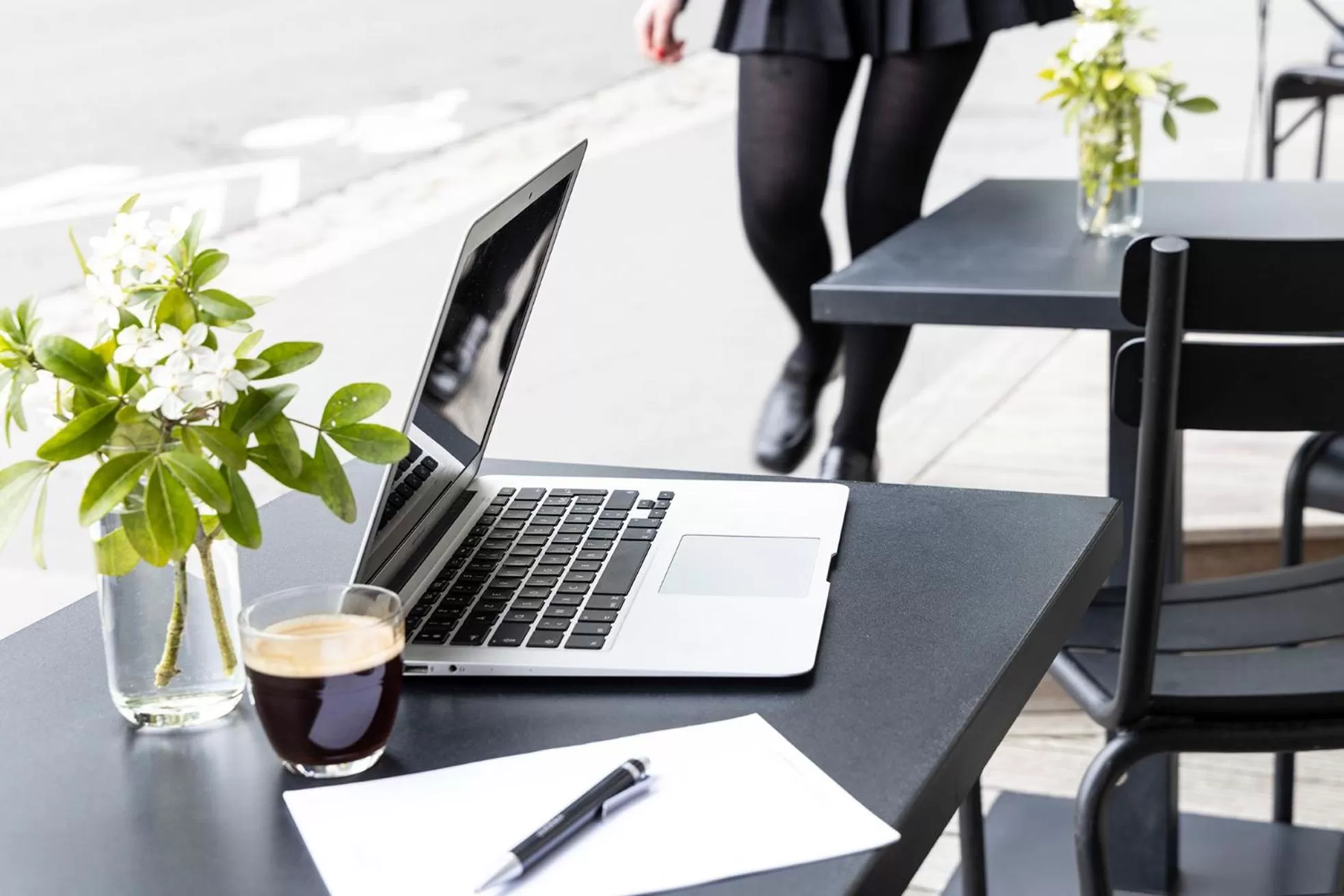 People in LHotel - face au château - boutique hôtel et séminaires