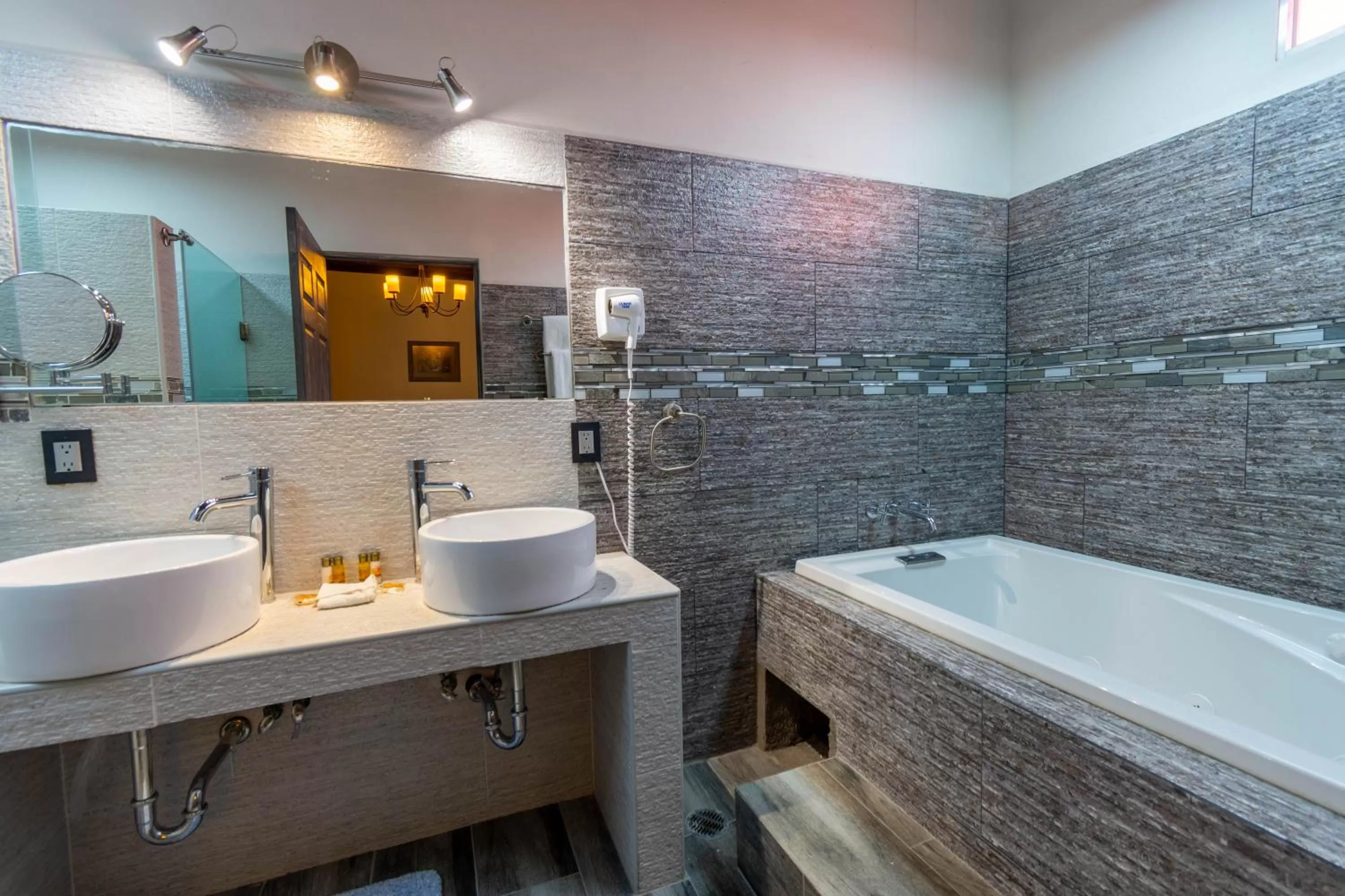 Bathroom in Hotel Casa Sangre de Cristo