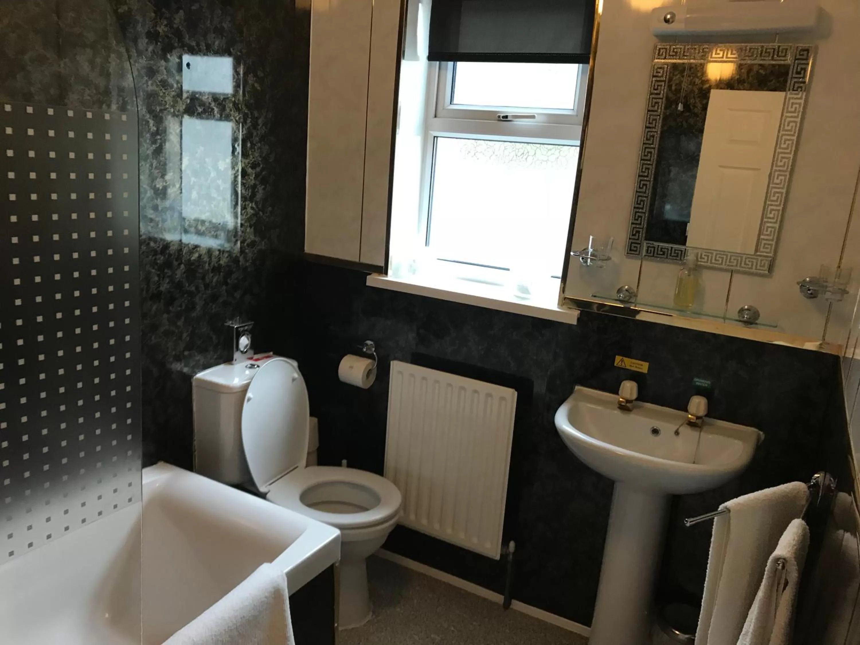 Bathroom in Bron Menai Guest House