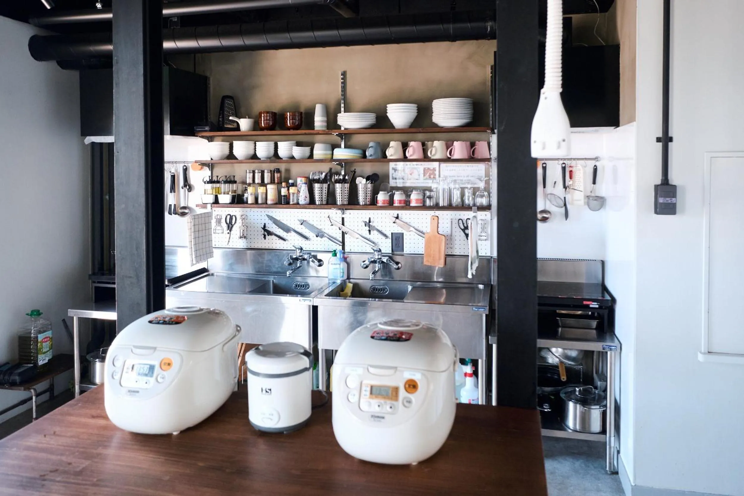 Kitchen or kitchenette in J-Hoppers Lake Biwa Guesthouse