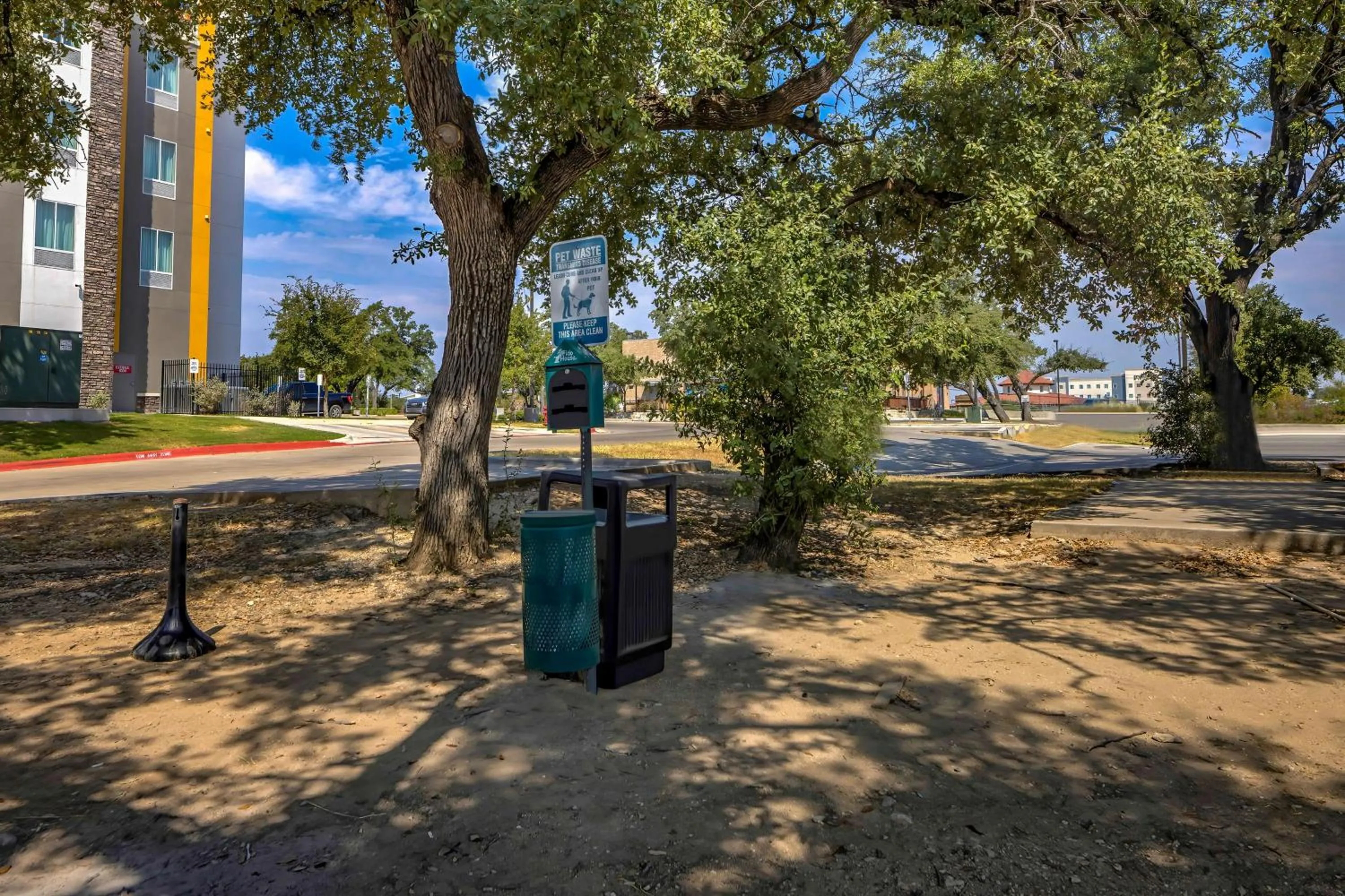 Property building in Motel 6-Cedar Park, TX