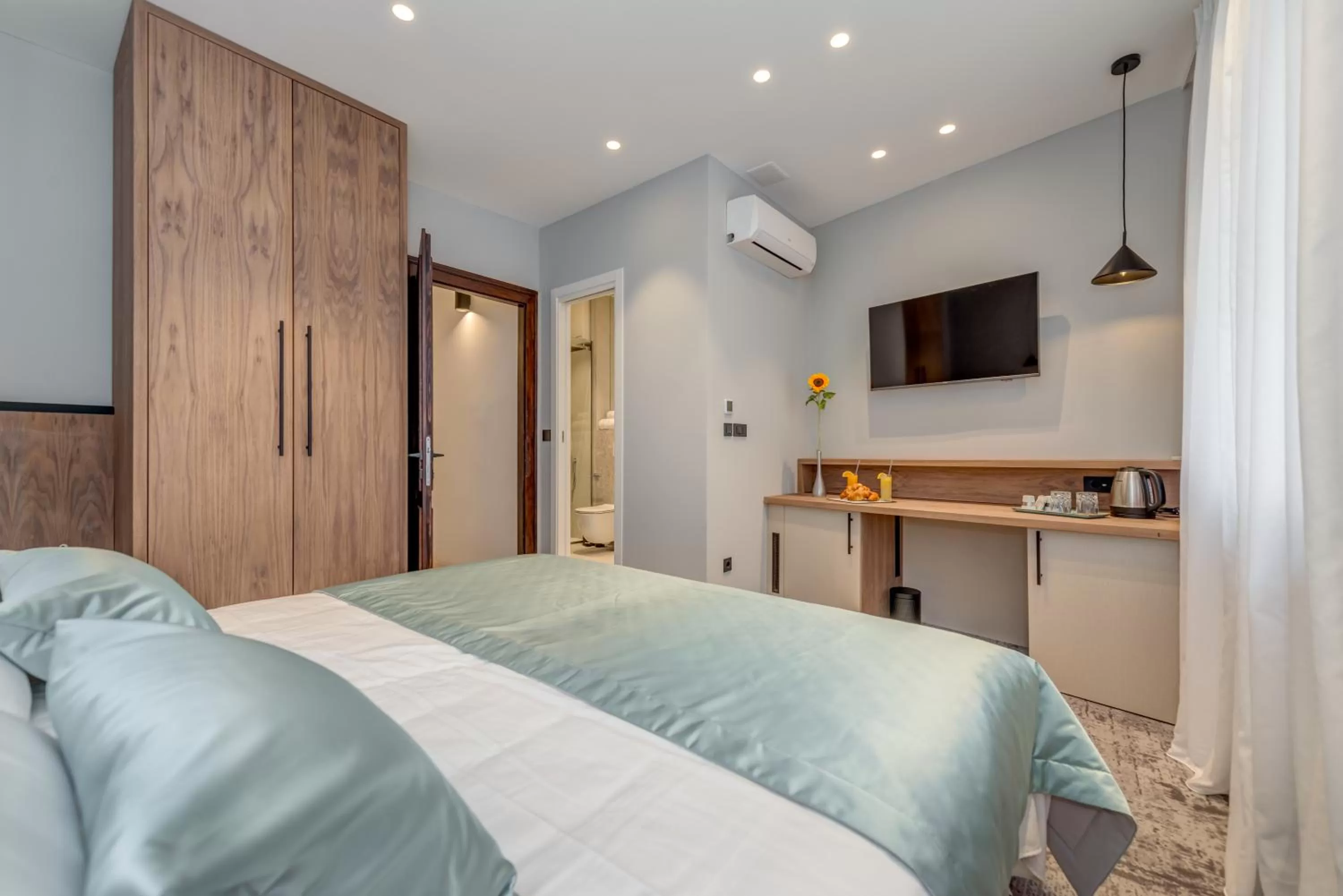 Photo of the whole room, Bed in Makarun Heritage Rooms