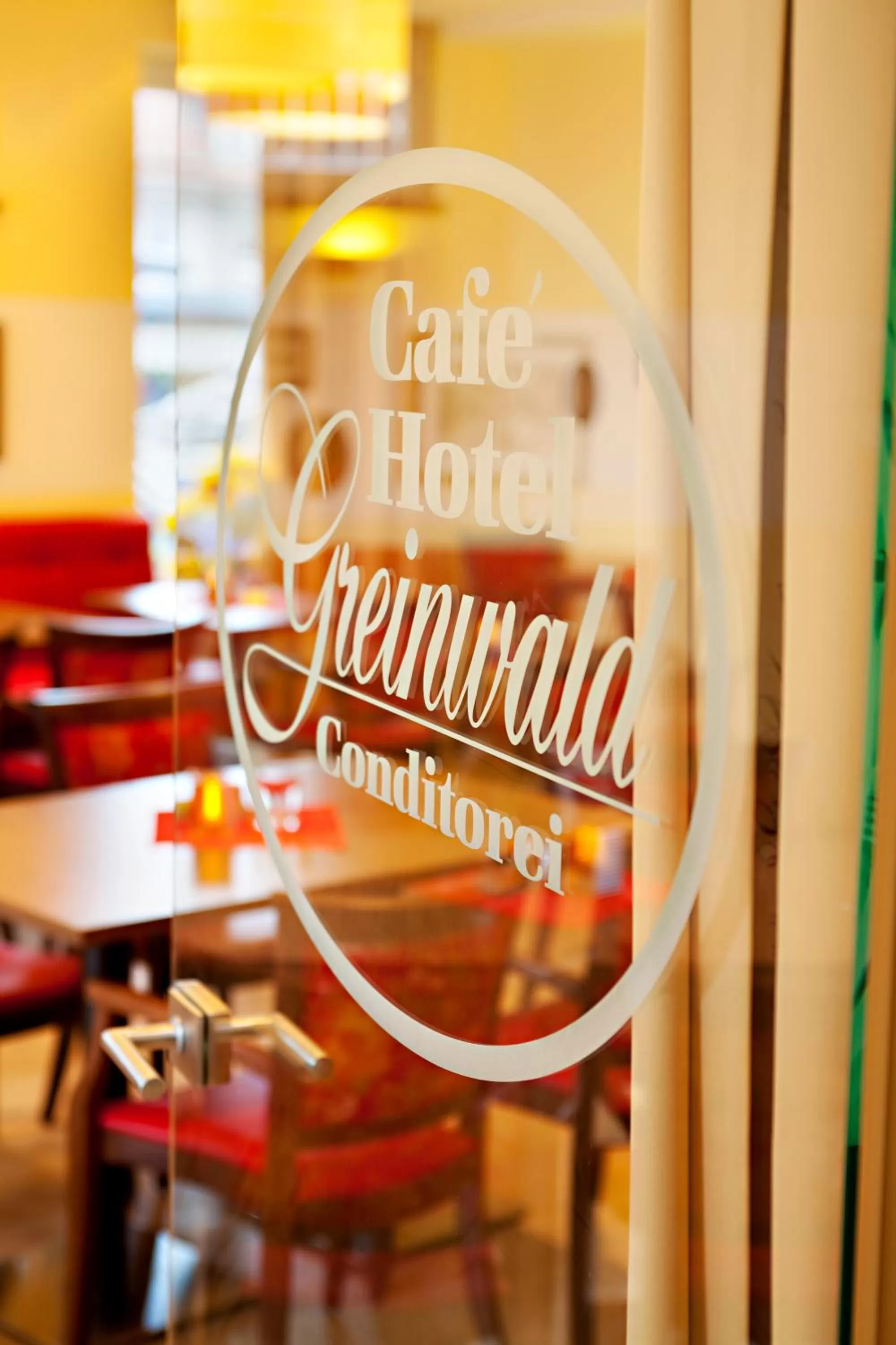Restaurant/places to eat in Hotel Greinwald