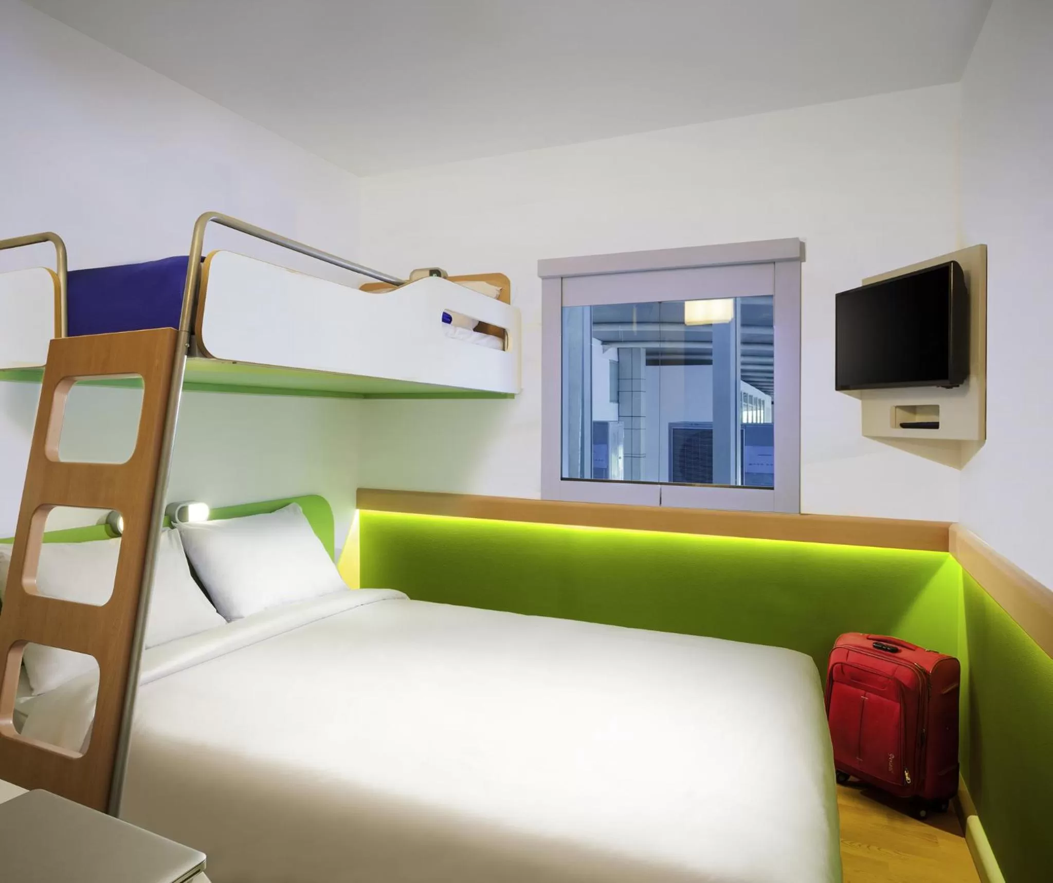 Other, Bed in ibis budget Saint-Quentin Centre Gare
