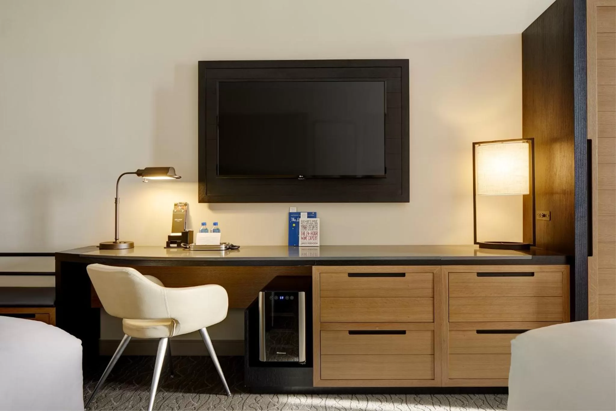 Photo of the whole room in Archer Hotel Napa