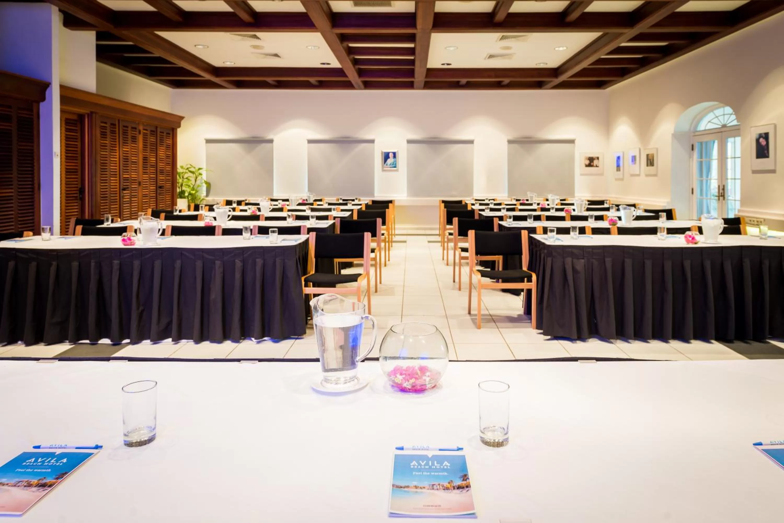 Meeting/conference room in Curacao Avila Beach Hotel