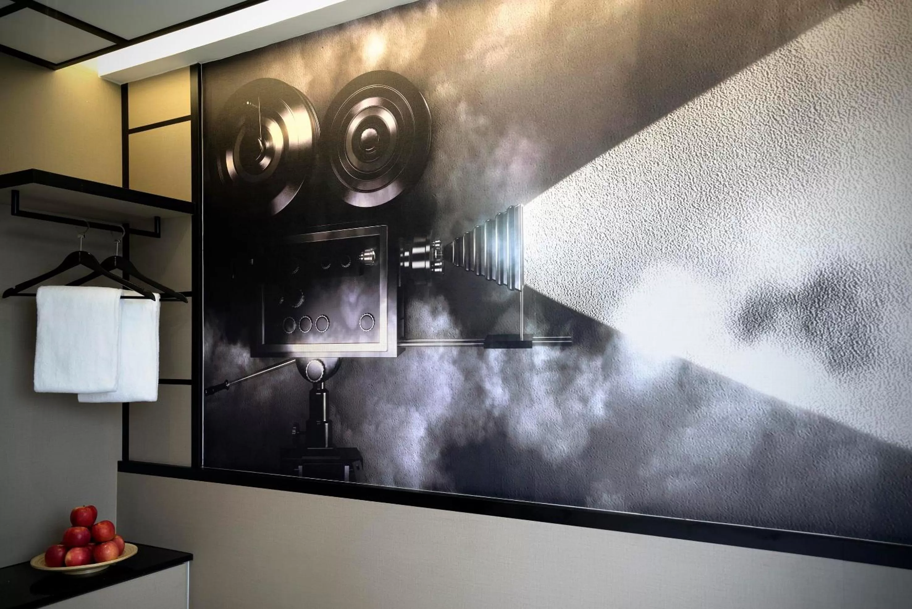 Decorative detail in Hotel 81 Premier Hollywood