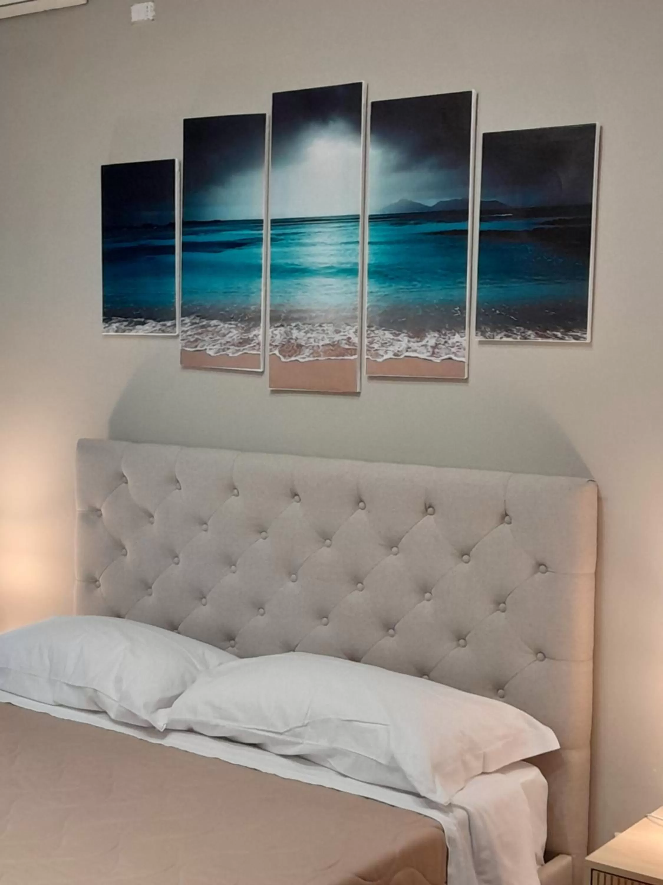 Decorative detail, Bed in Donna Elena B&B