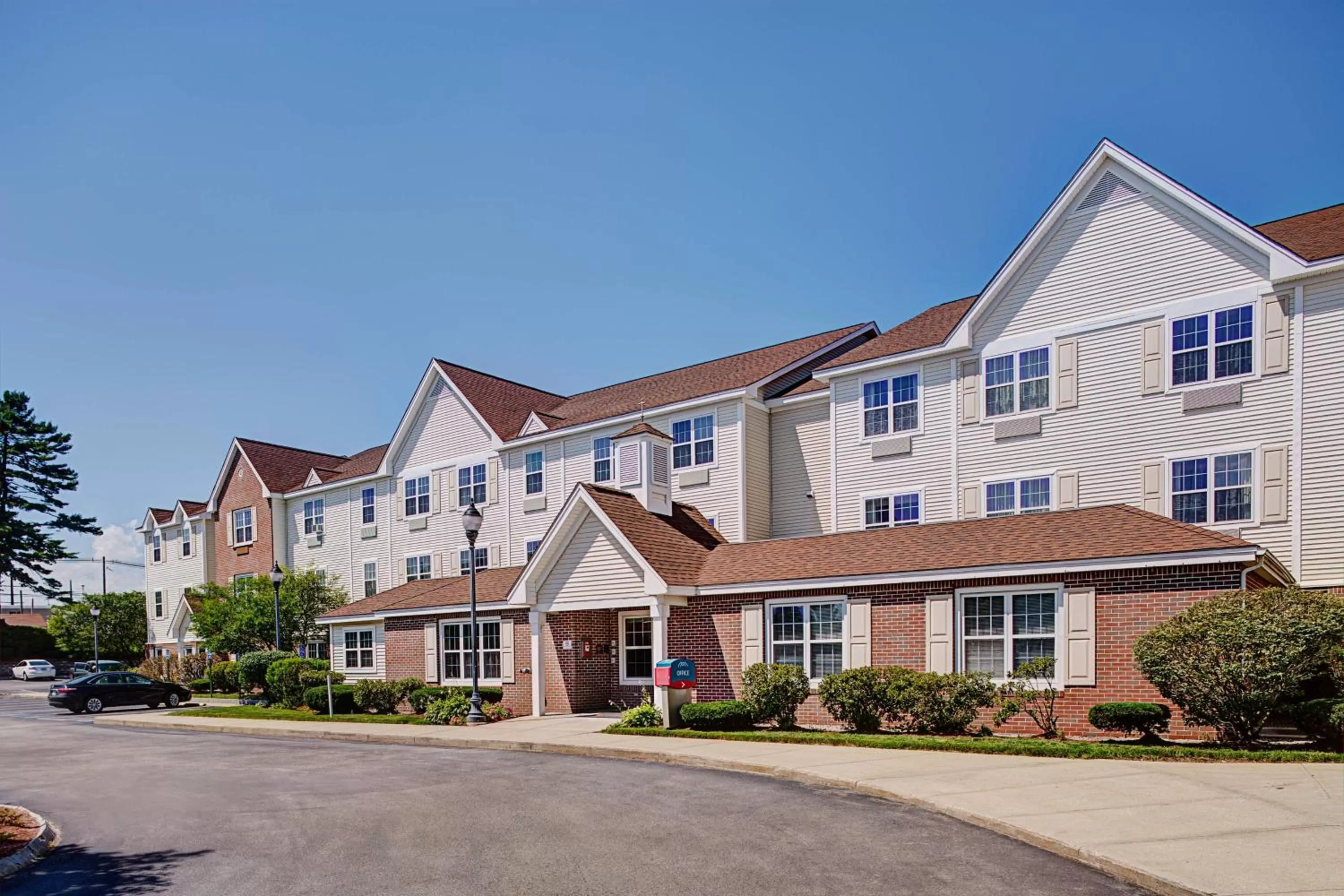 Property building in TownePlace Suites Manchester-Boston Regional Airport
