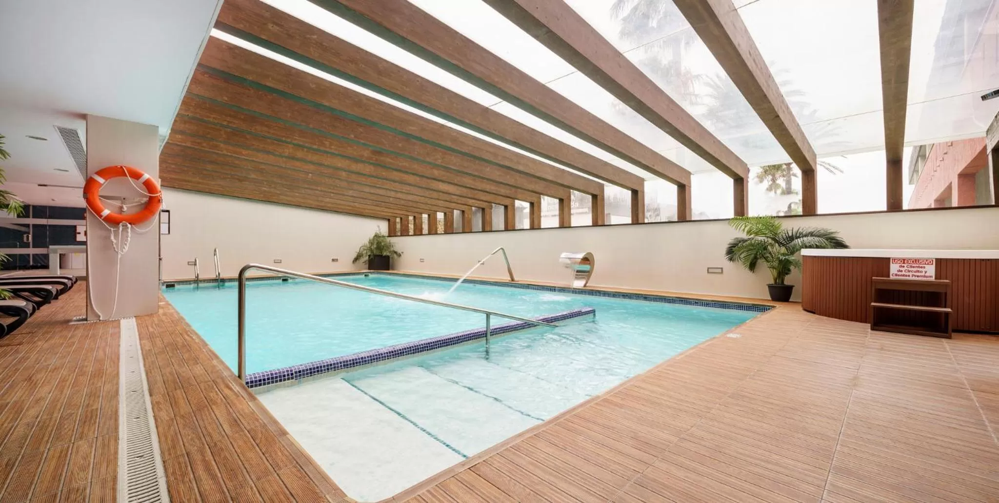 Swimming pool in Ilunion Calas de Conil